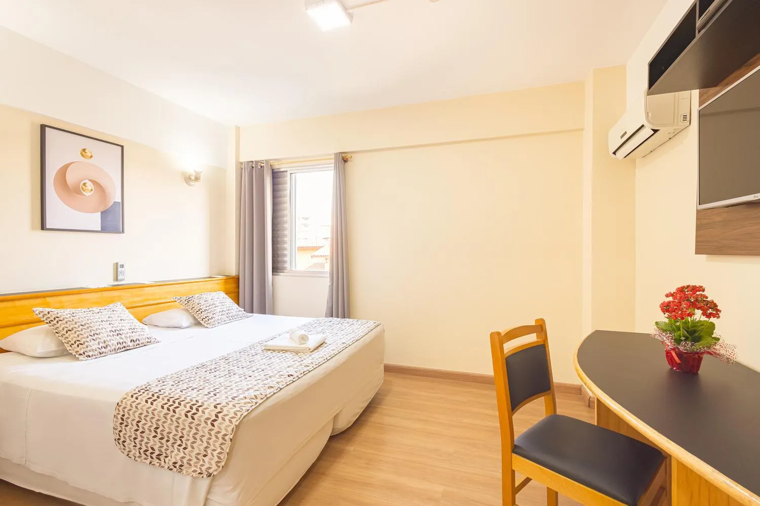 Double Room in Itapetinga Hotel