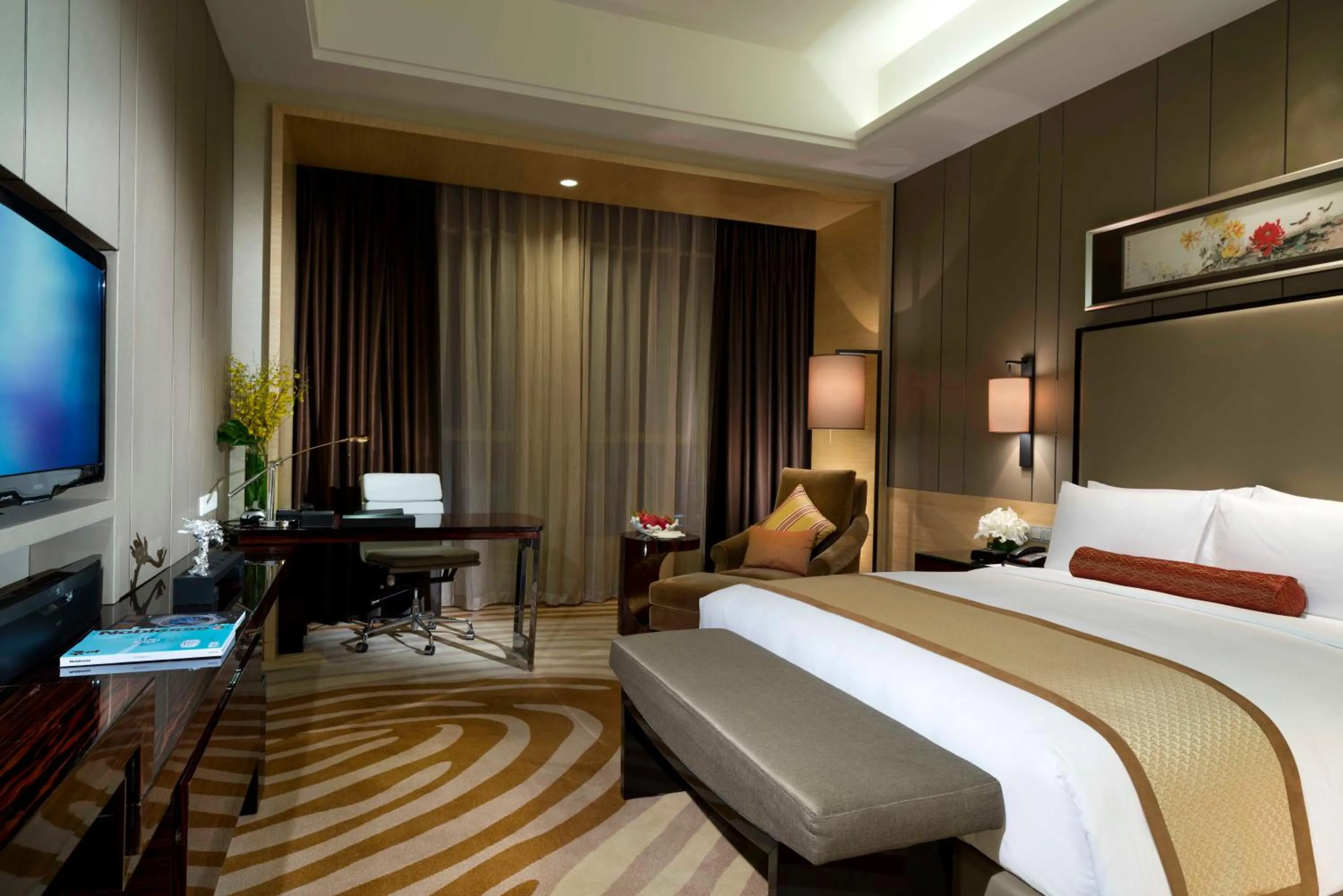 Premier Room in InterContinental Tangshan by IHG
