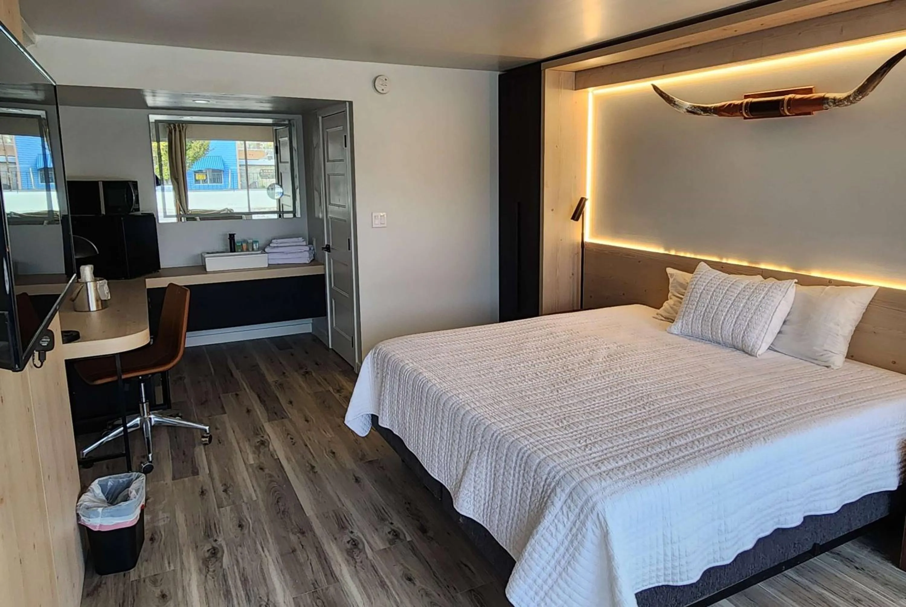 King Room - Non-Smoking in The Hotel Pendleton, Trademark Collection by Wyndham