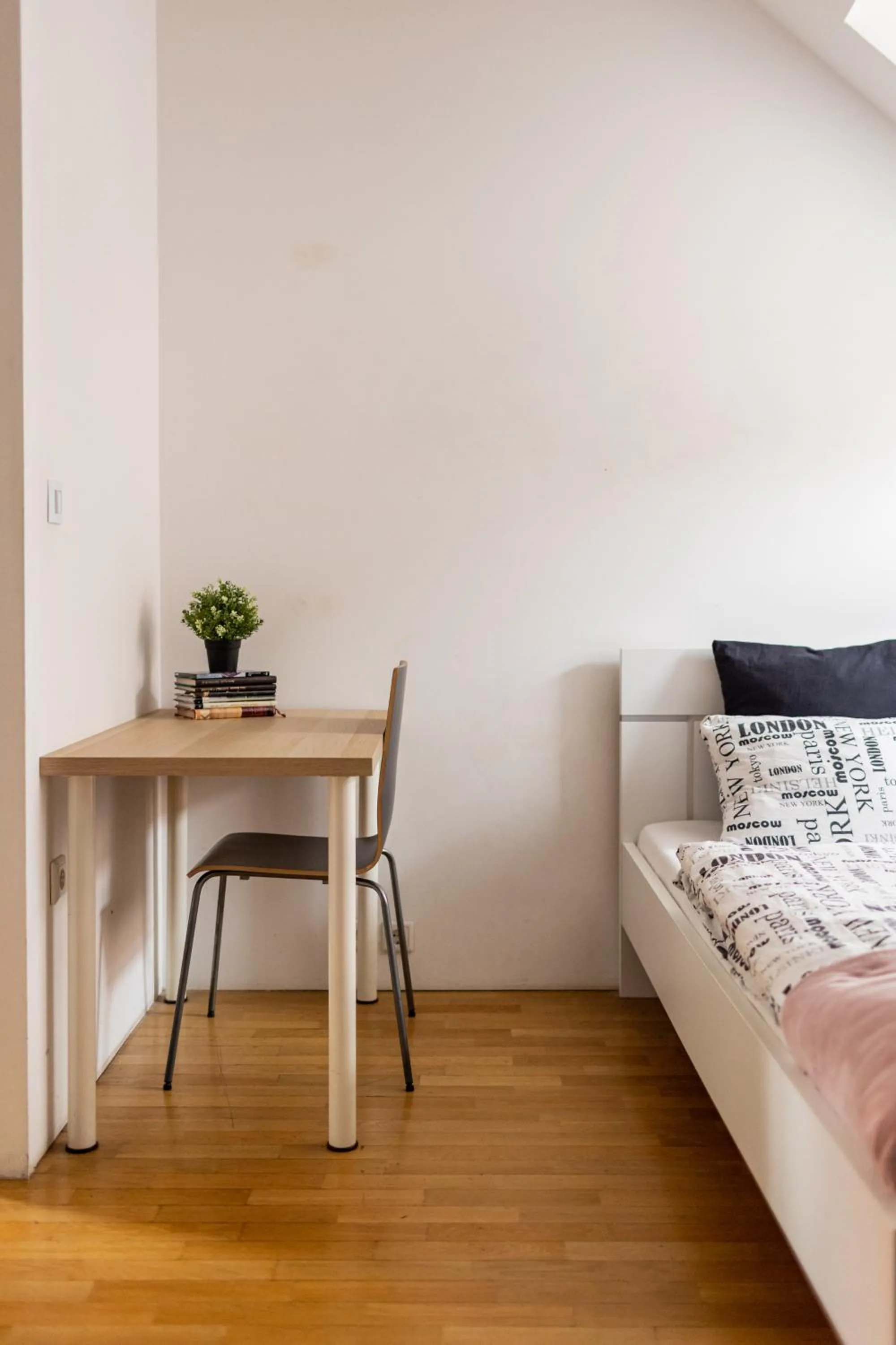 Family Room with Shared Bathroom in Cukrarna Guest Accommodation