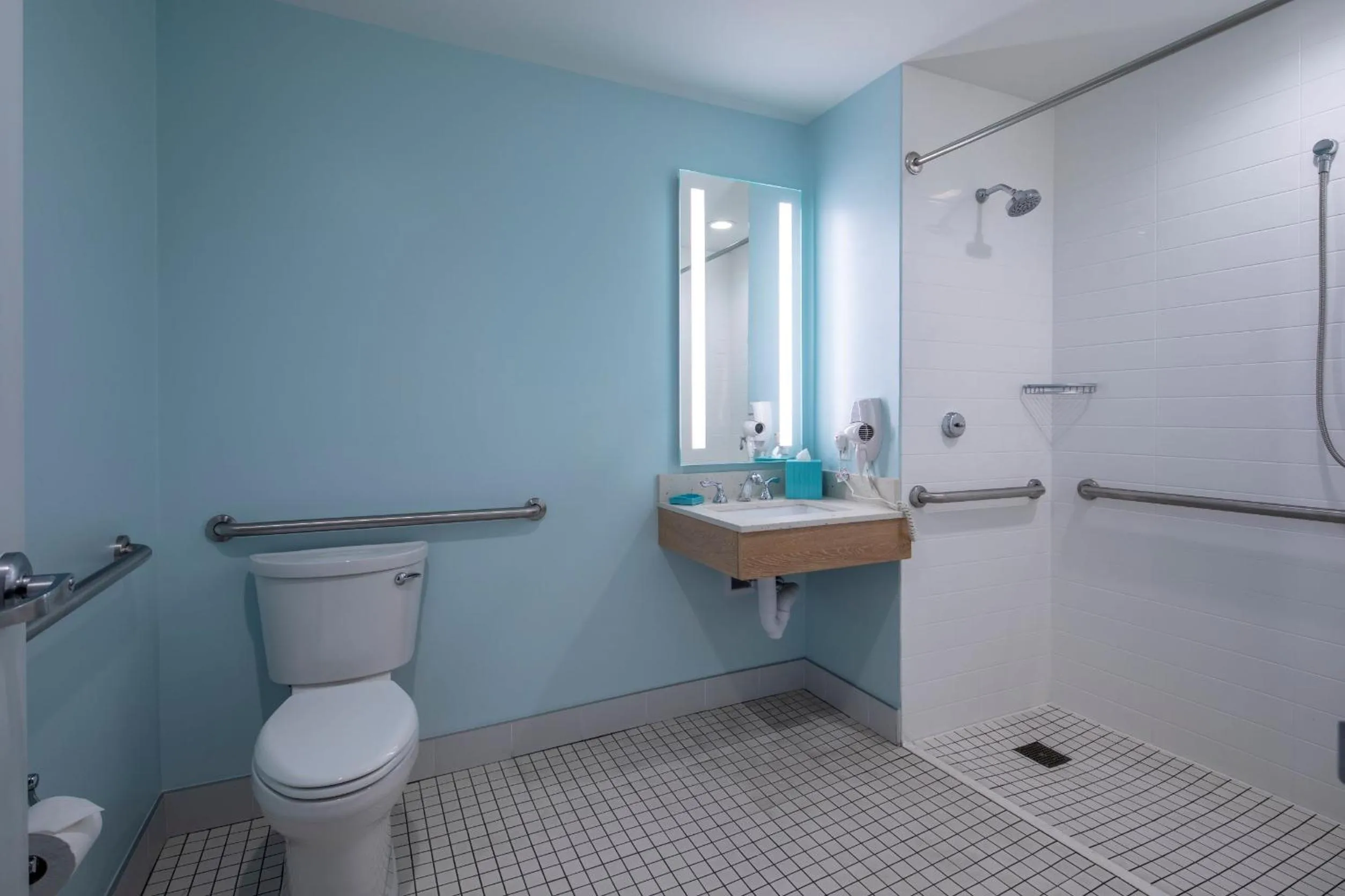 Two-Bedroom Suite with Roll-In Shower Mobility Accessible (Includes Early Park Admission) in Universal's Endless Summer Resort - Surfside Inn and Suites