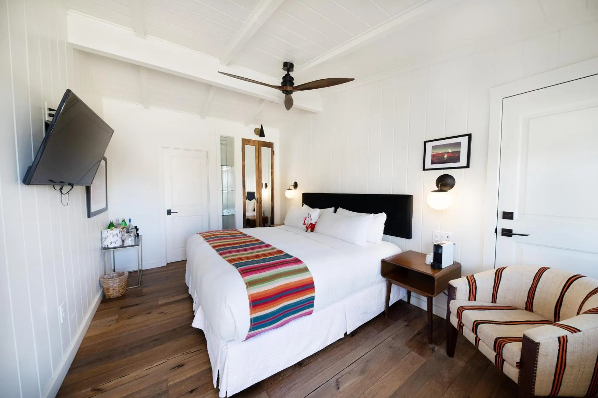 Classic King Room in Skyview Los Alamos - 21 & Over Pool