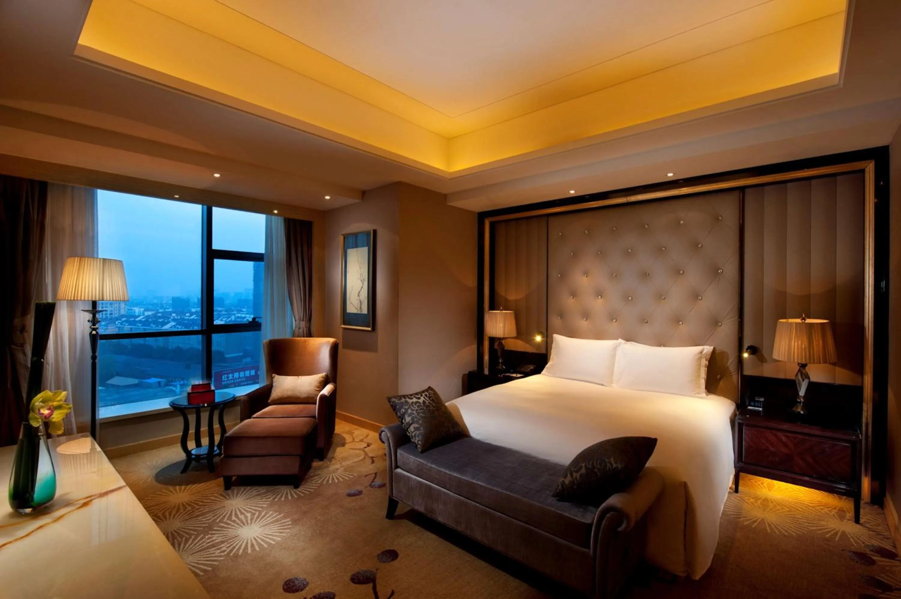 Deluxe King Suite - Lounge Access in Hilton Nanjing
