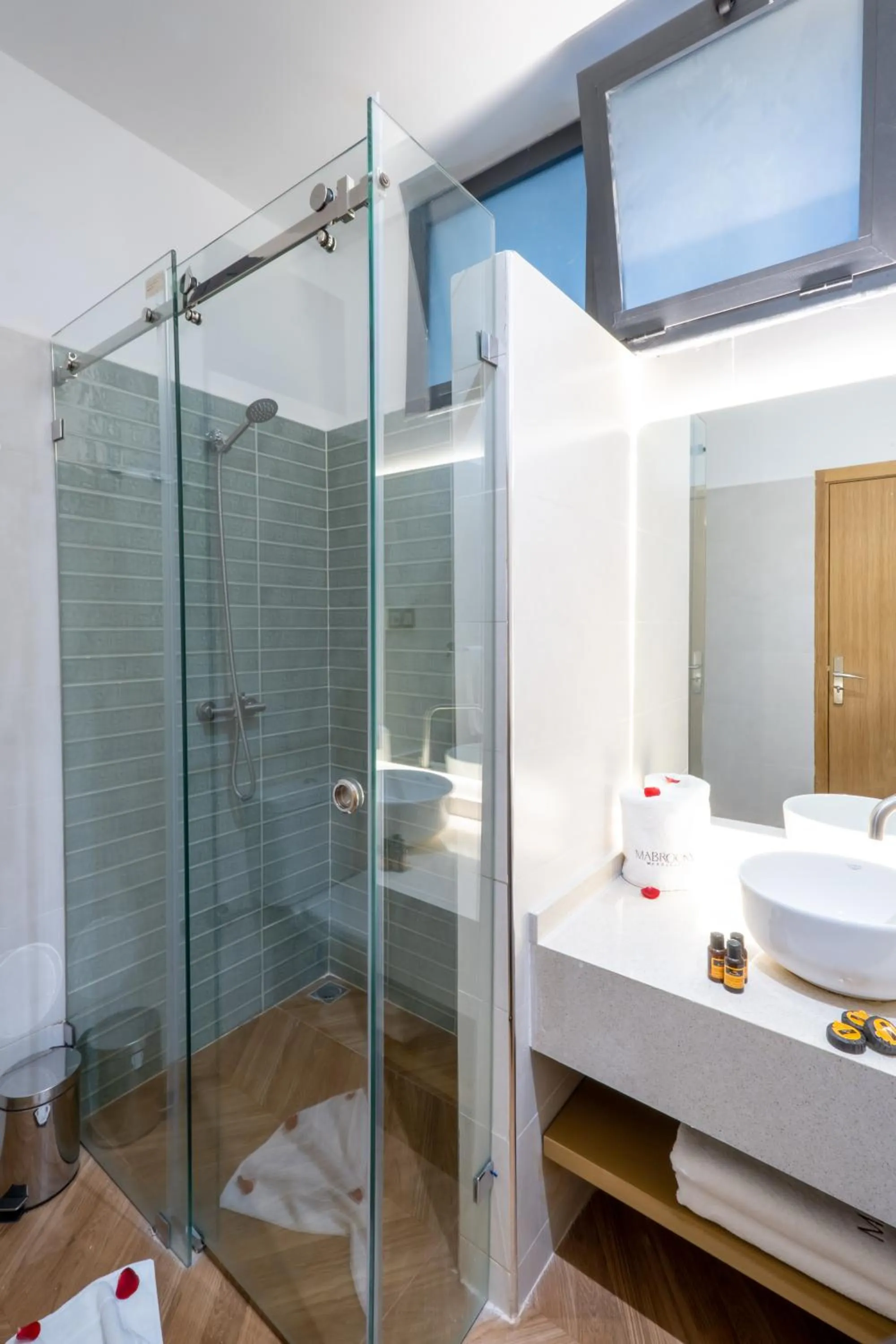 Triple Room with Bathroom in Riad Mabrouk