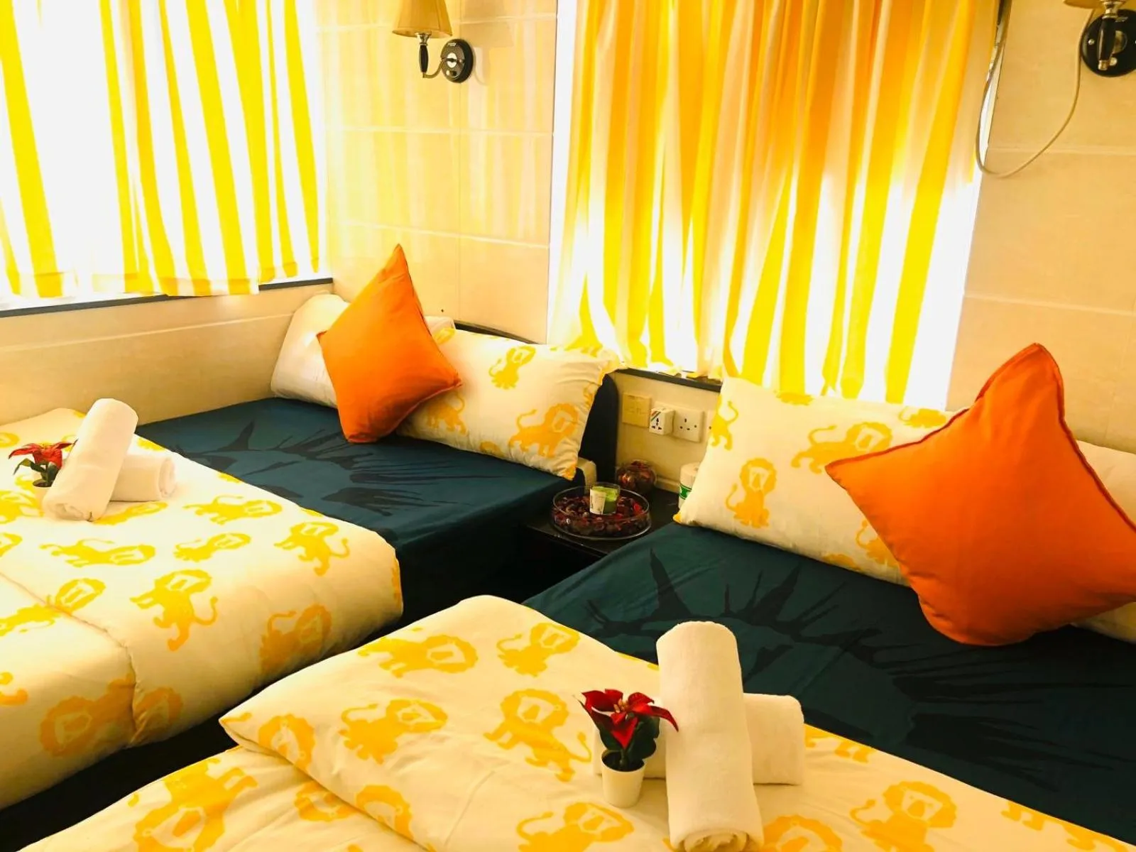 Standard Double Suite in Delta Lounge