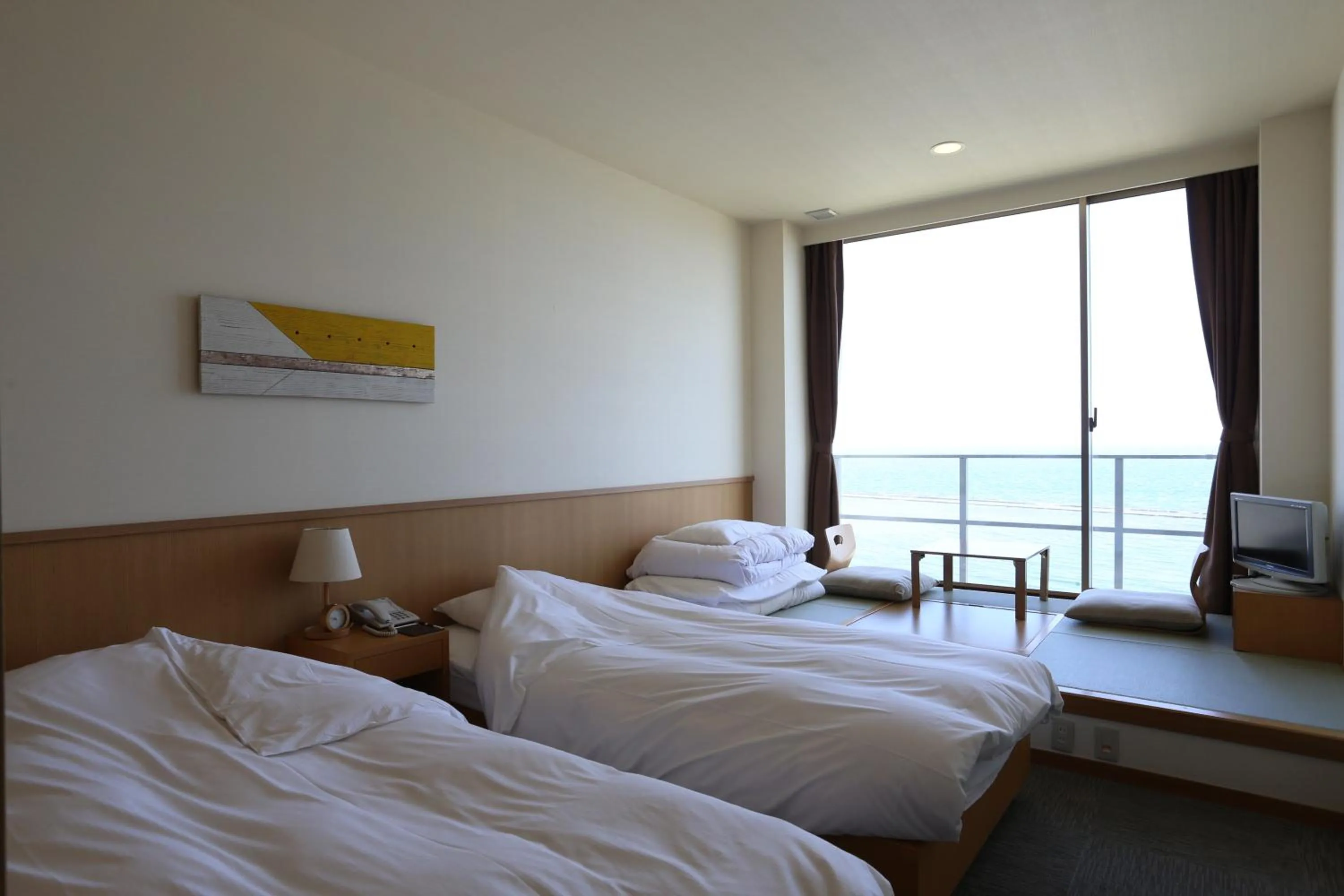 Triple Room with Sea View in Bayside Square Kaike Hotel