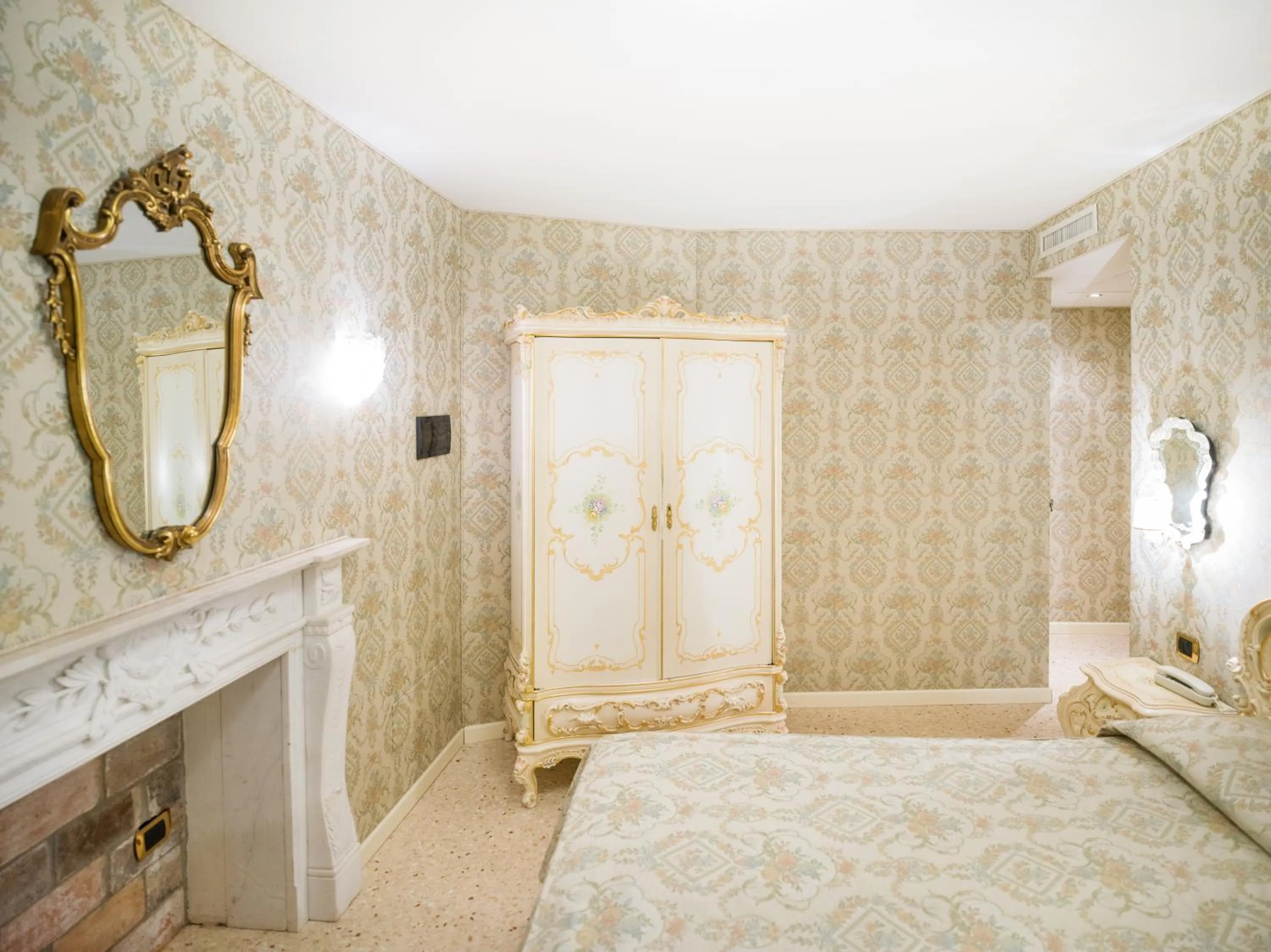 Suite (4 Adults) in Dimora Marciana
