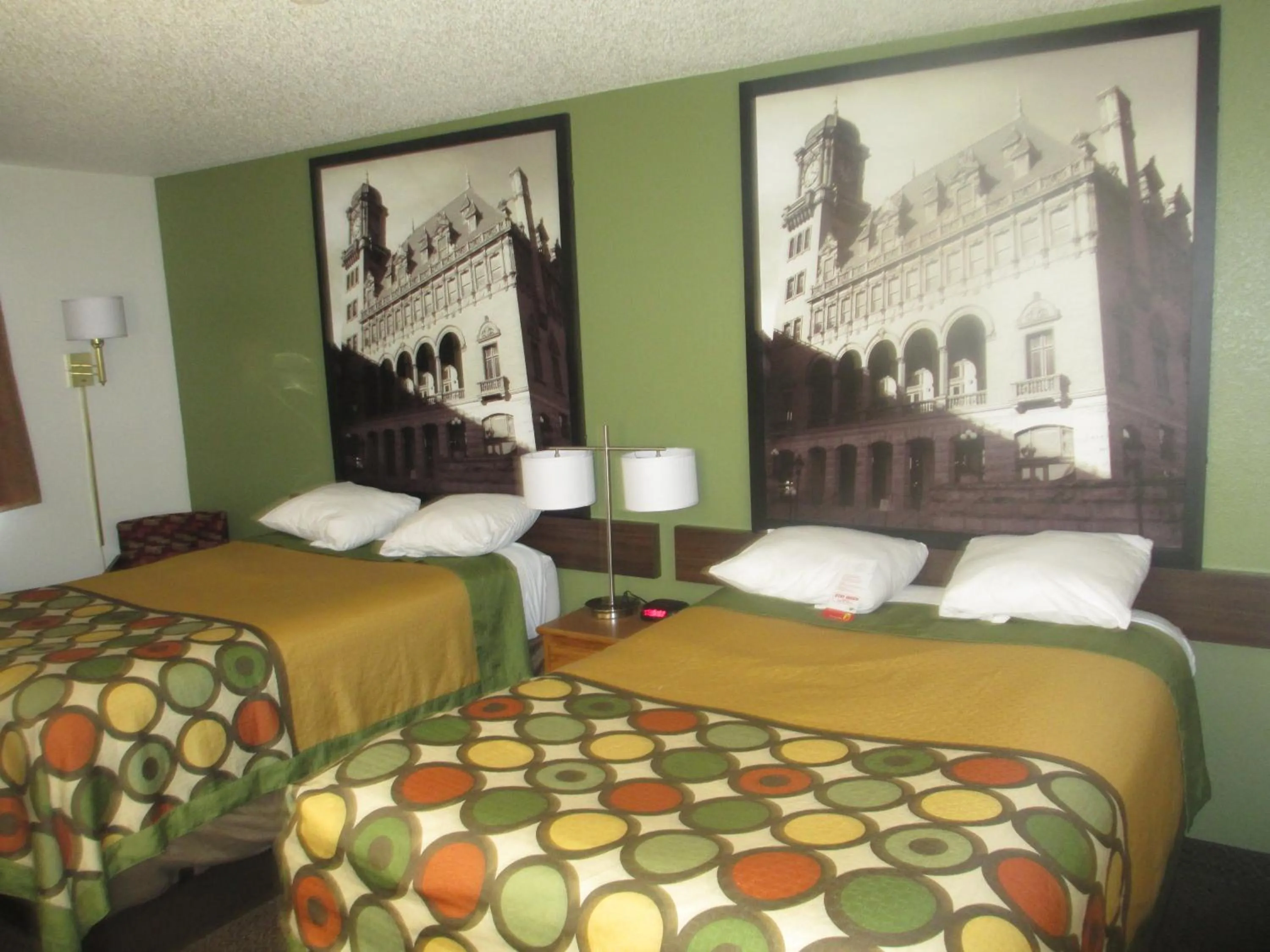 Super 8 by Wyndham Richmond/Chamberlayne Rd