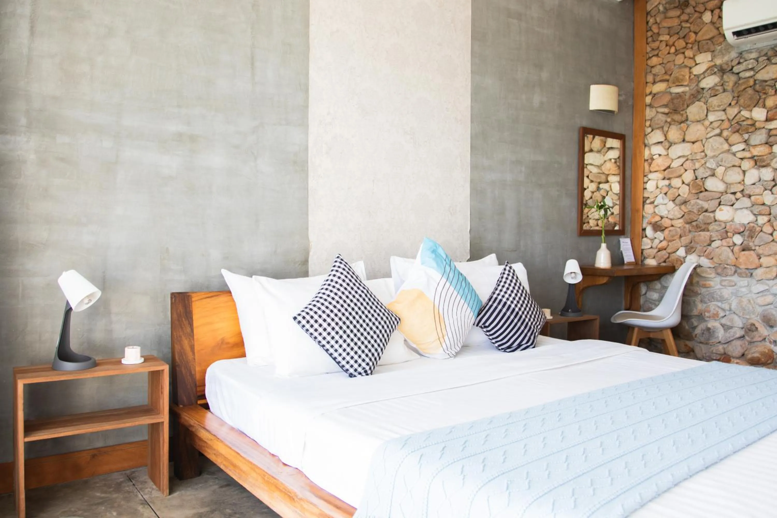 Superior Double Room in Saravoan-Kep Hotel