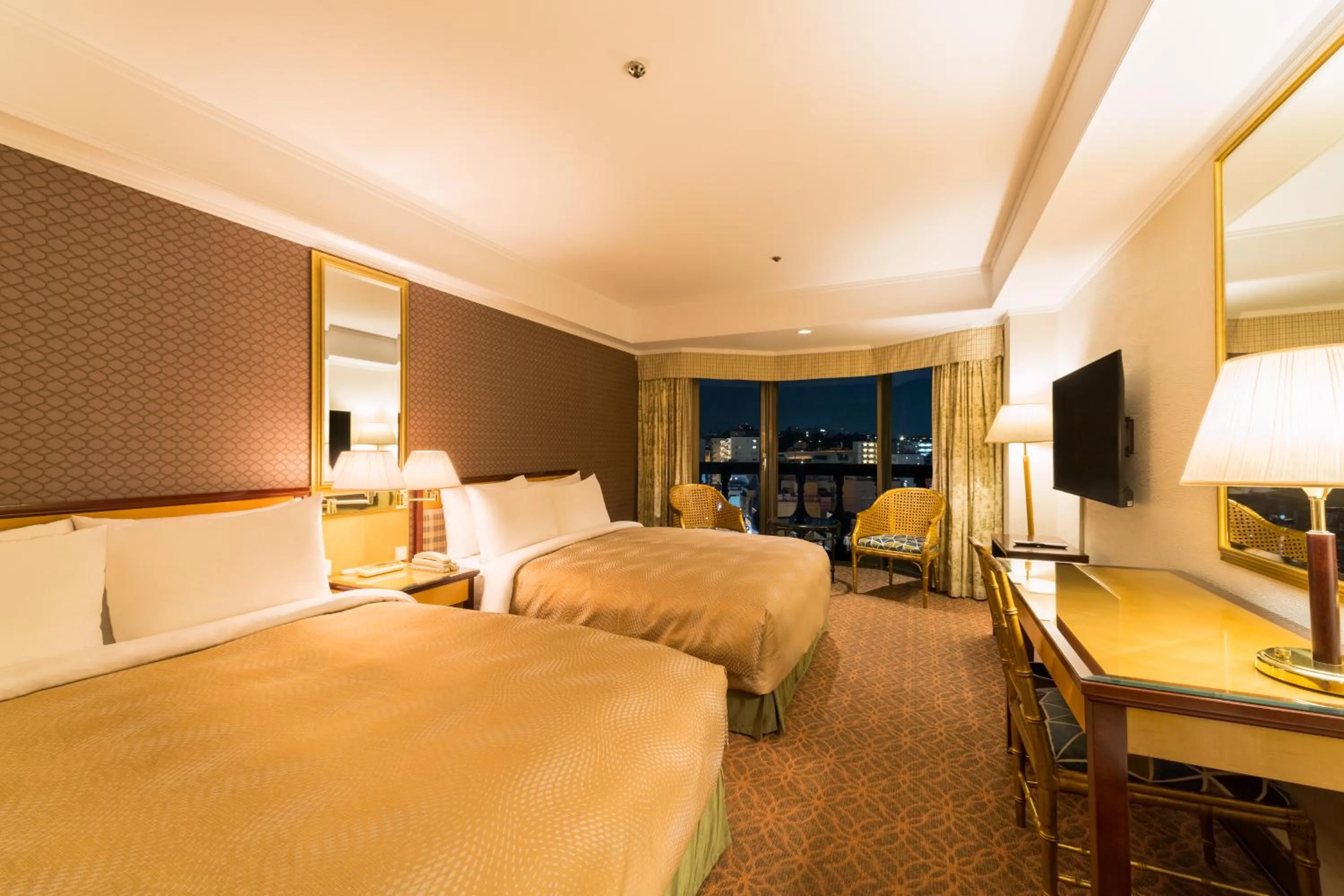 Deluxe Twin Room in Rose Hotel Yokohama, The Distinctive Collection By WORLDHOTELS