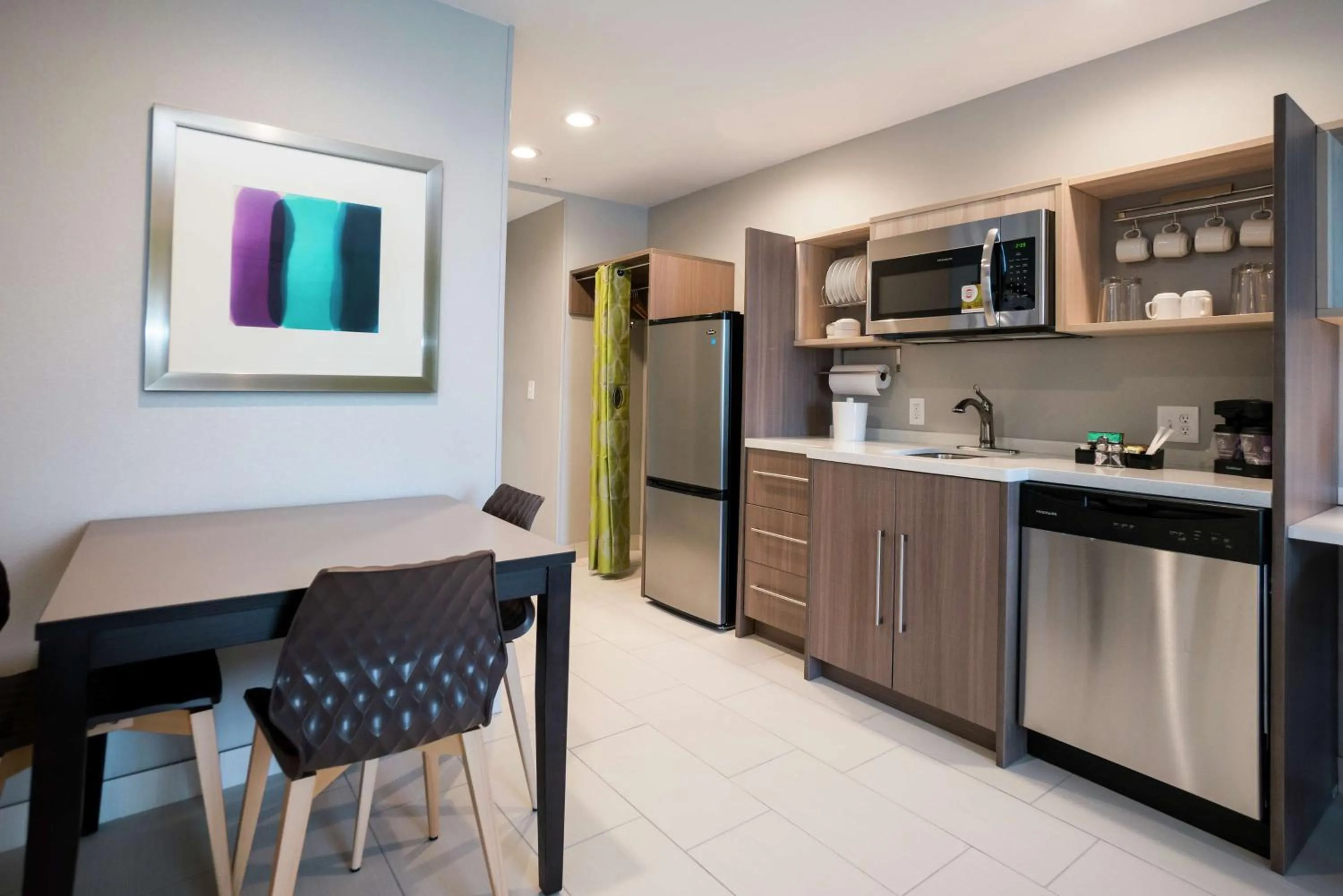 One-Bedroom King Suite - Non-Smoking in Home2 Suites By Hilton Jackson Flowood Airport Area