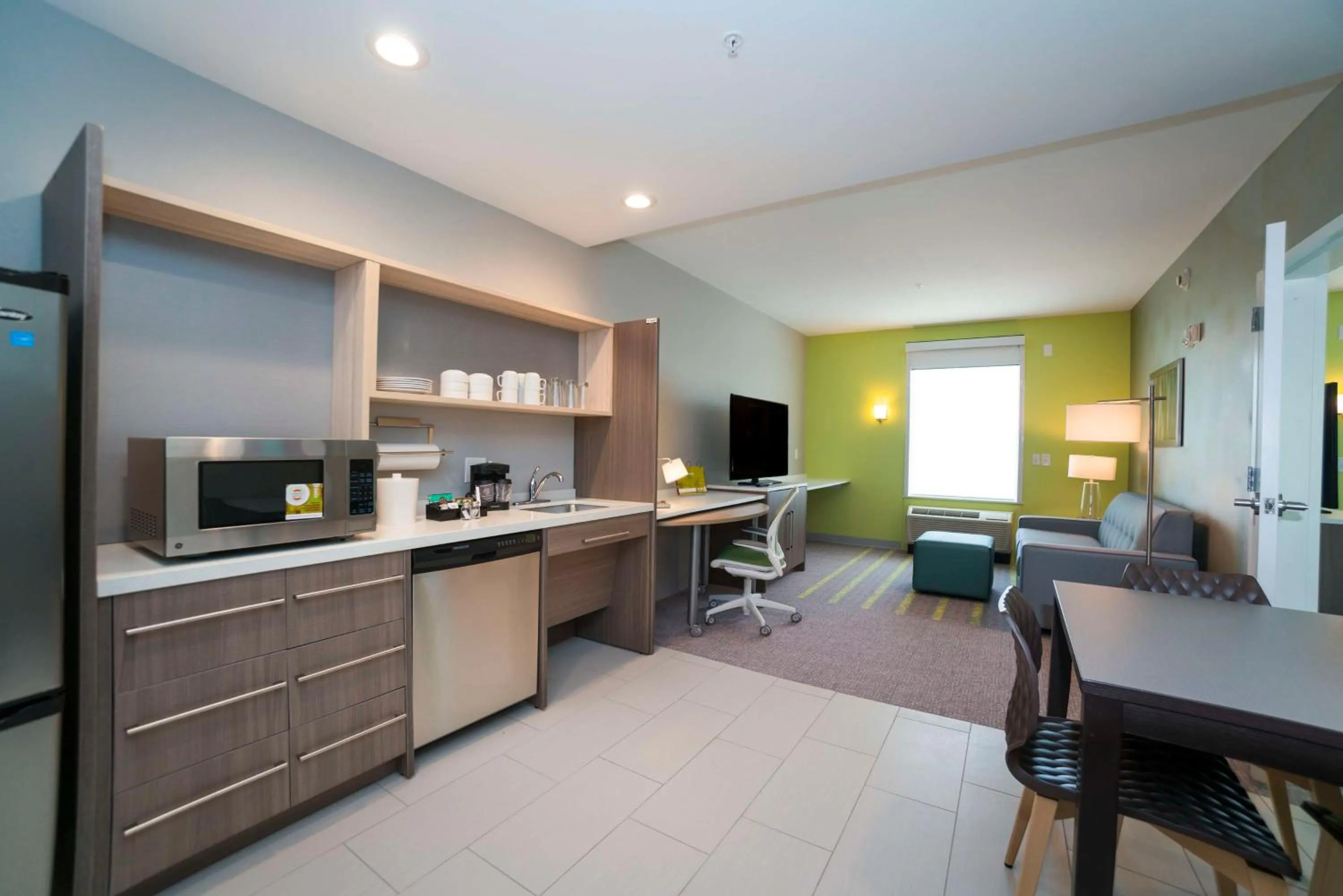 King Suite - Mobility and Hearing Access/Non-Smoking in Home2 Suites By Hilton Jackson Flowood Airport Area