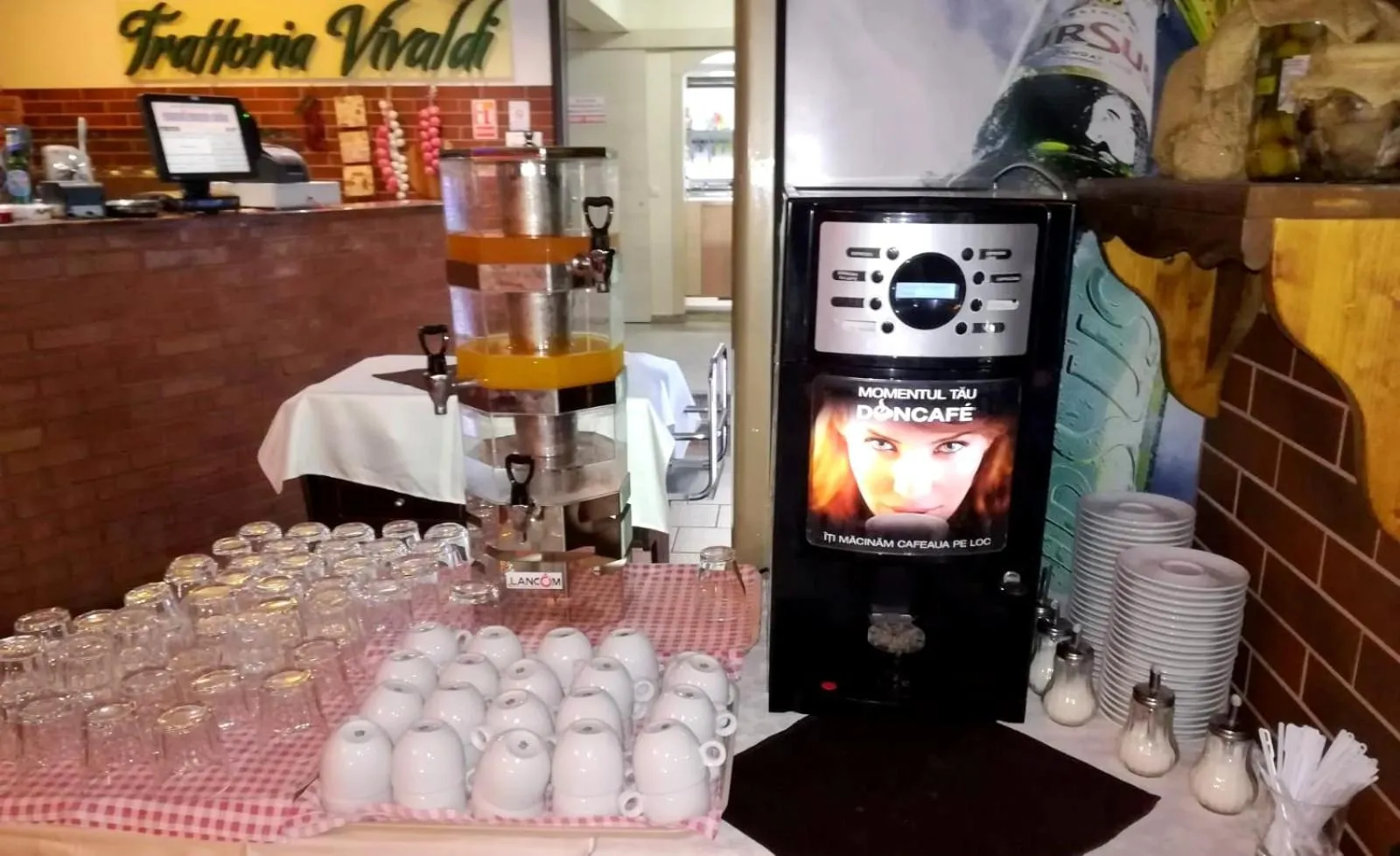Breakfast in West Plaza Hotel