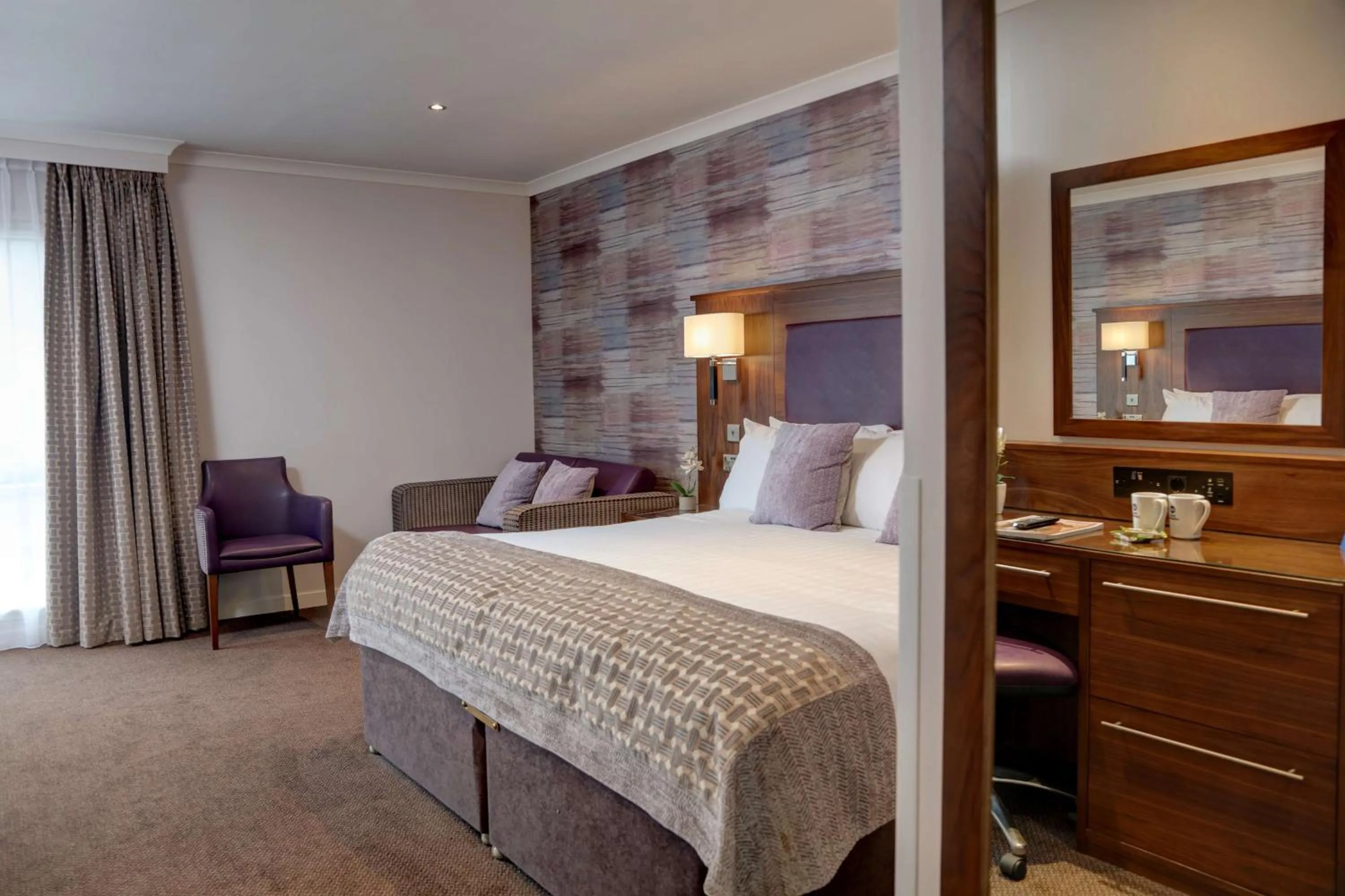 Family Room in Invercarse Hotel Dundee, BW Signature Collection