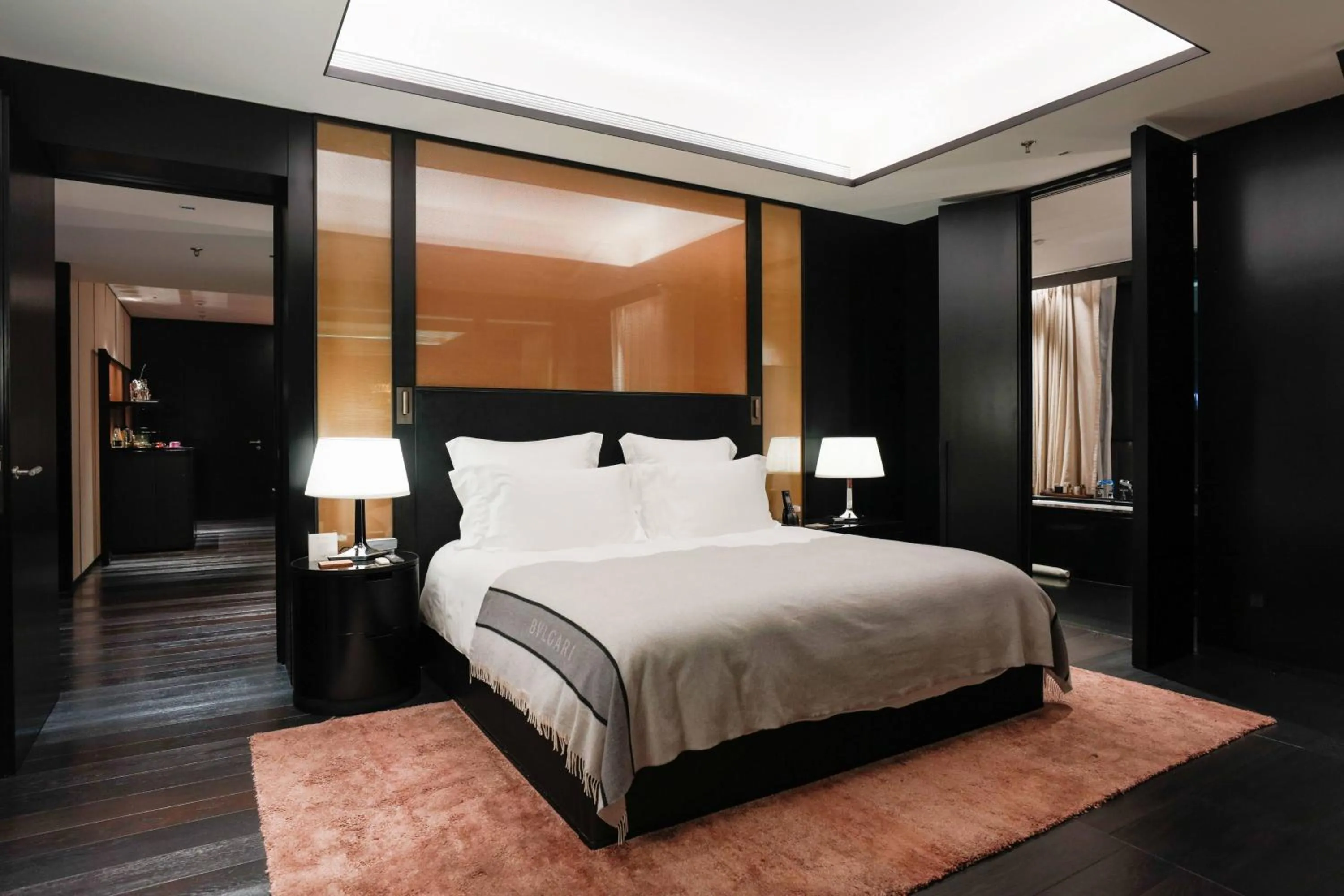Deluxe Bund View Suite in Bulgari Hotel Shanghai