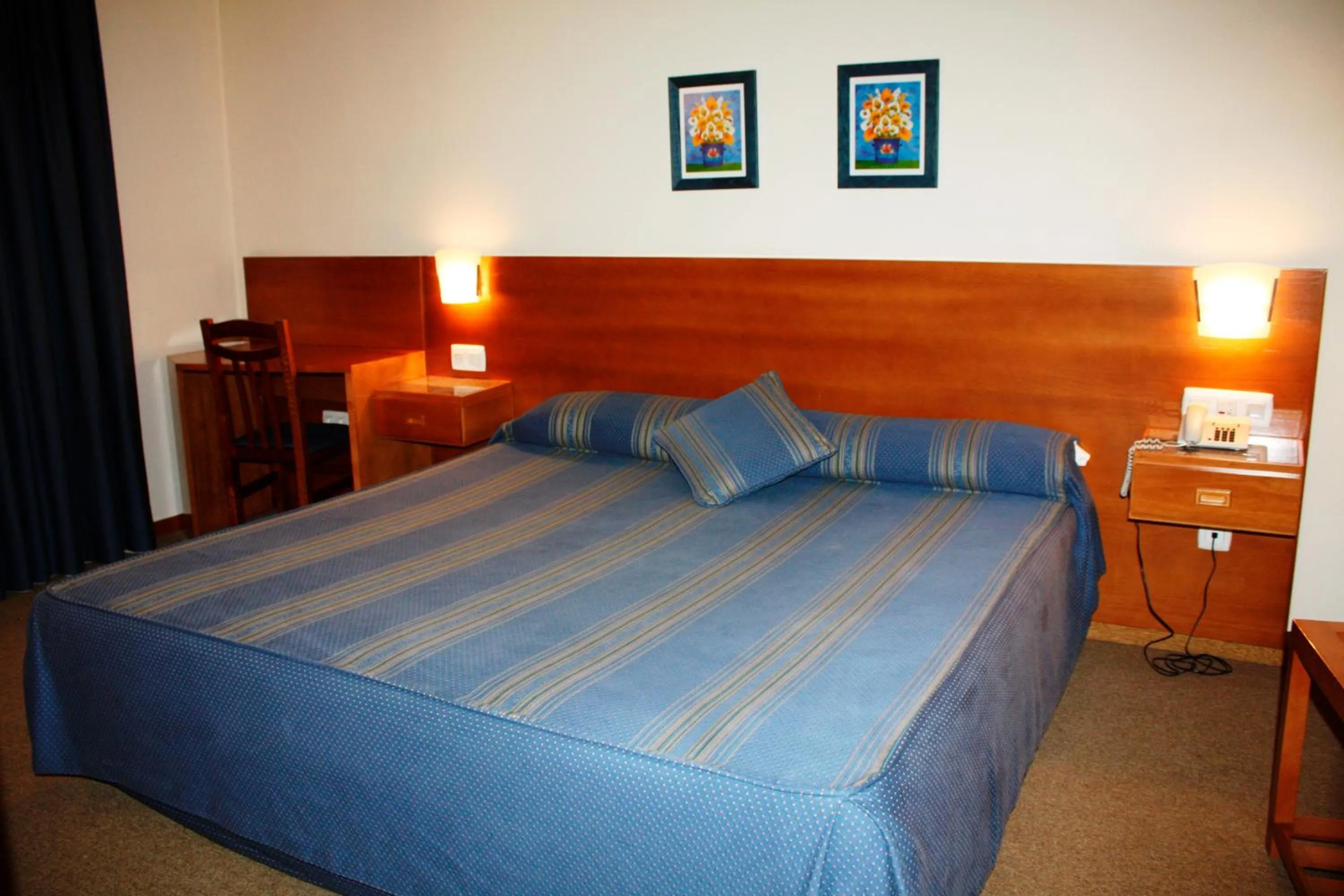 Quadruple Room in Hotel das Taipas