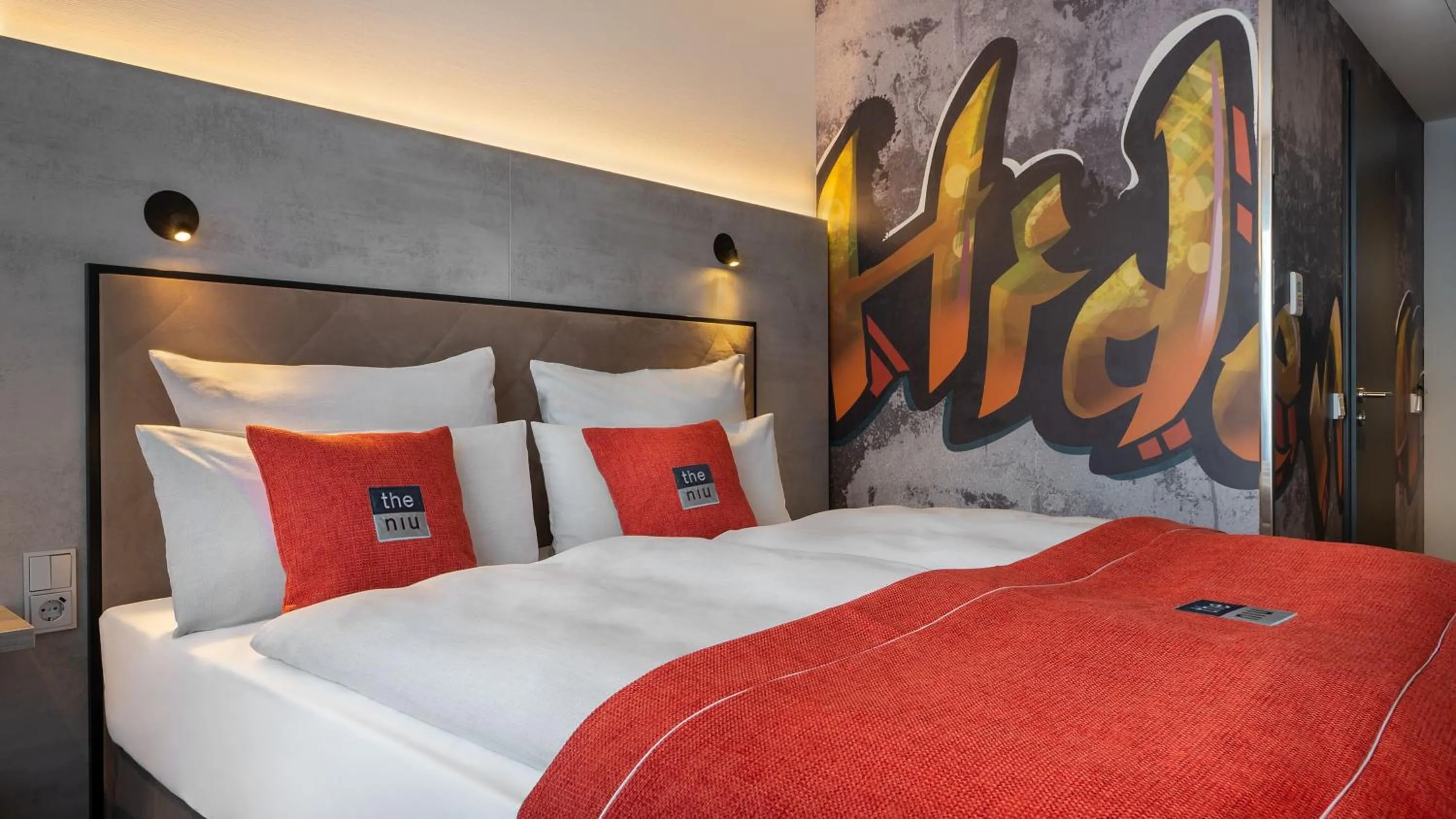 Standard Room in Holiday Inn - the niu, Hide Berlin Friedrichshain by IHG