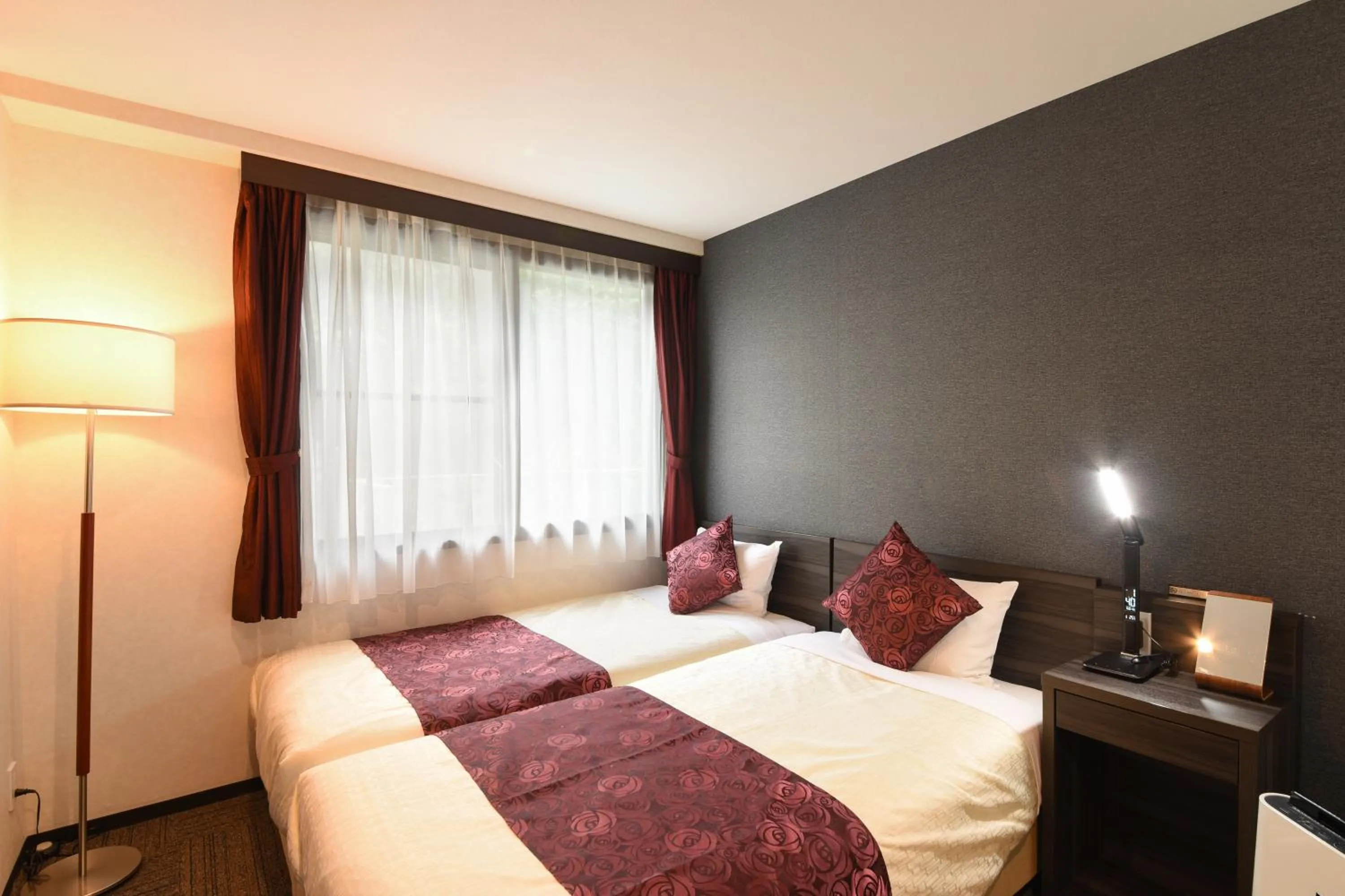 Hollywood Twin Room in Arima Onsen Koki