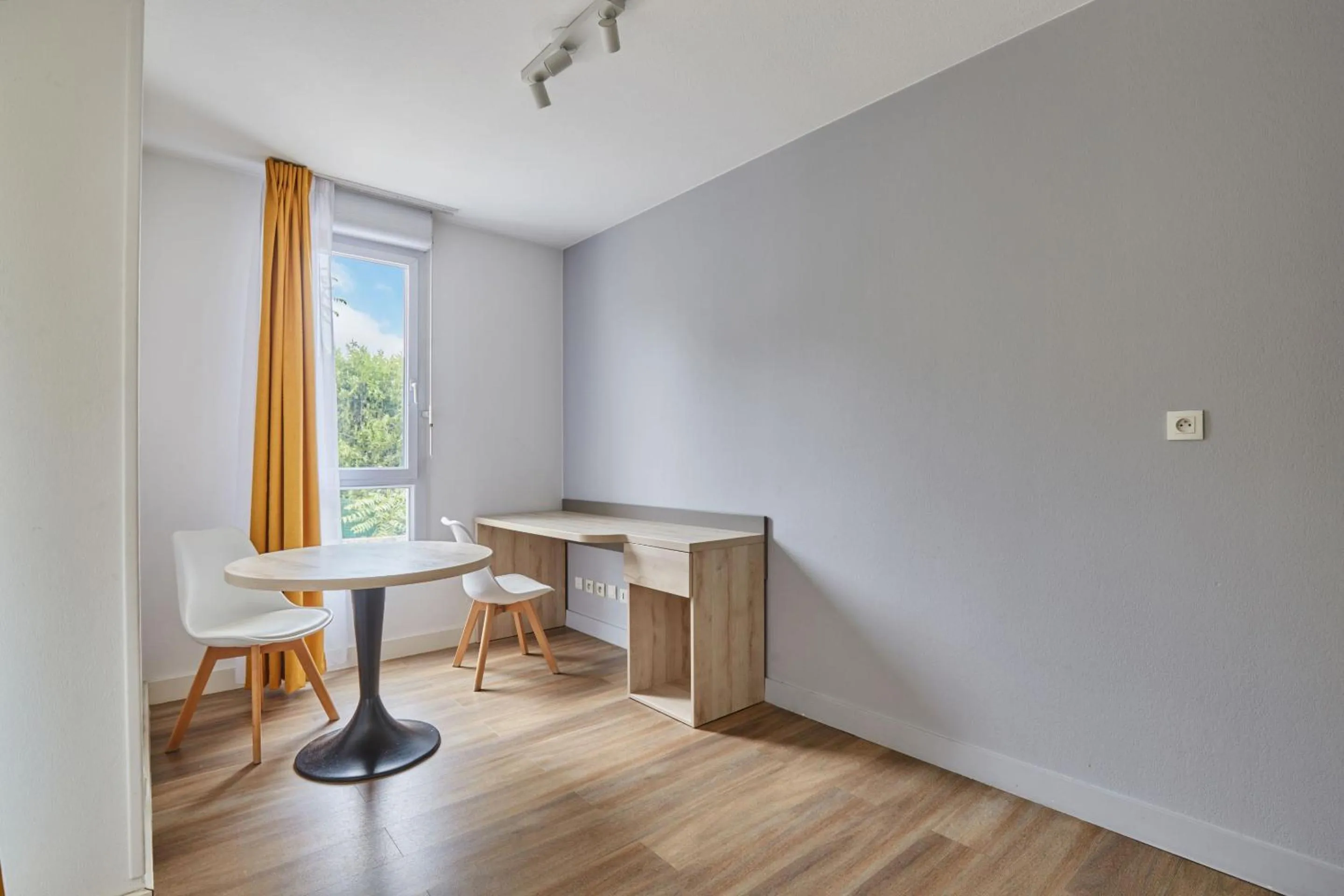 Standard Studio (2 Adults) in Appart Hotel Odalys City Aix en Provence Le Clos de la Chartreuse