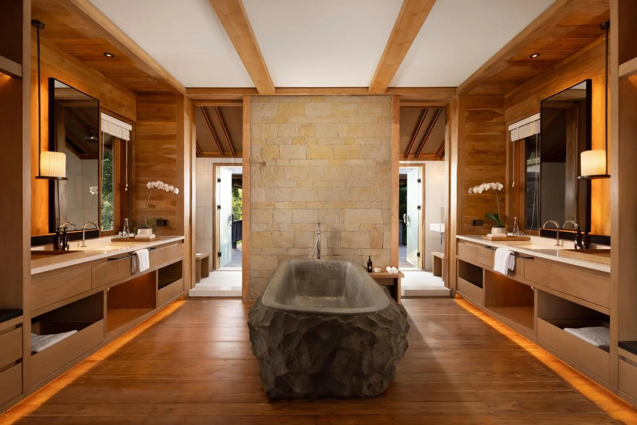 COMO Shambhala Suite with Free Benefit in COMO Shambhala Estate