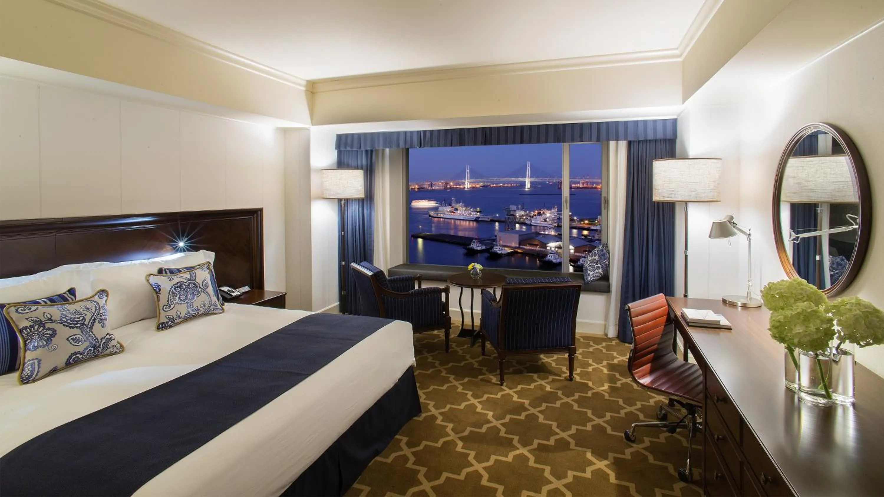 Club Room, 1 King bed with Harbor View - Non-Smoking in InterContinental Yokohama Grand by IHG