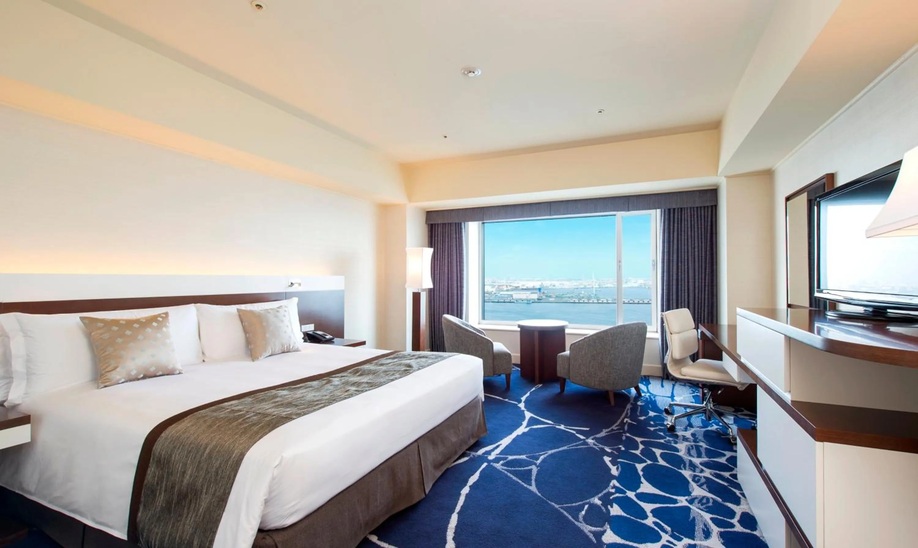 Premium King Room with Harbor View in InterContinental Yokohama Grand by IHG