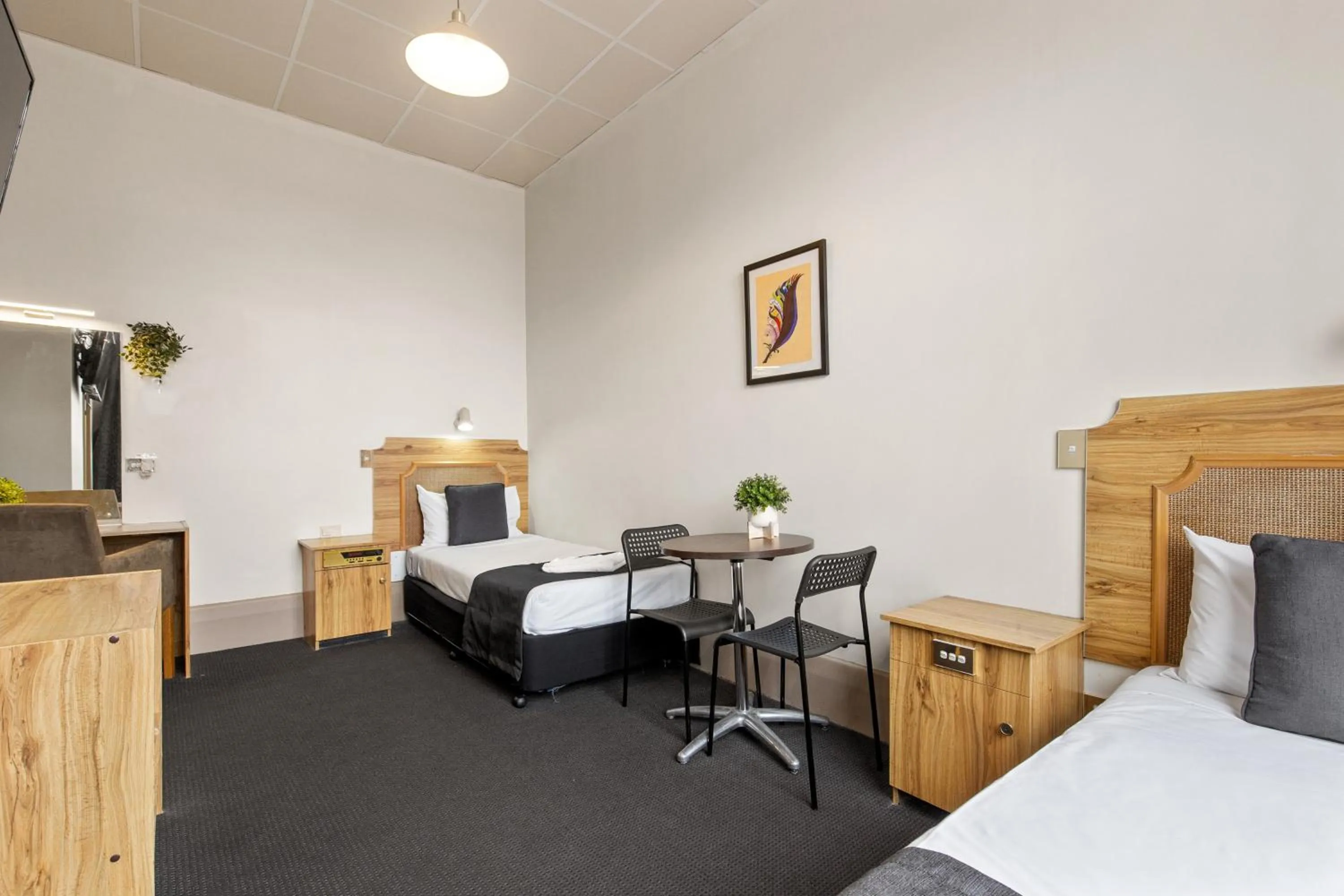 Twin Room in Adelaide Paringa