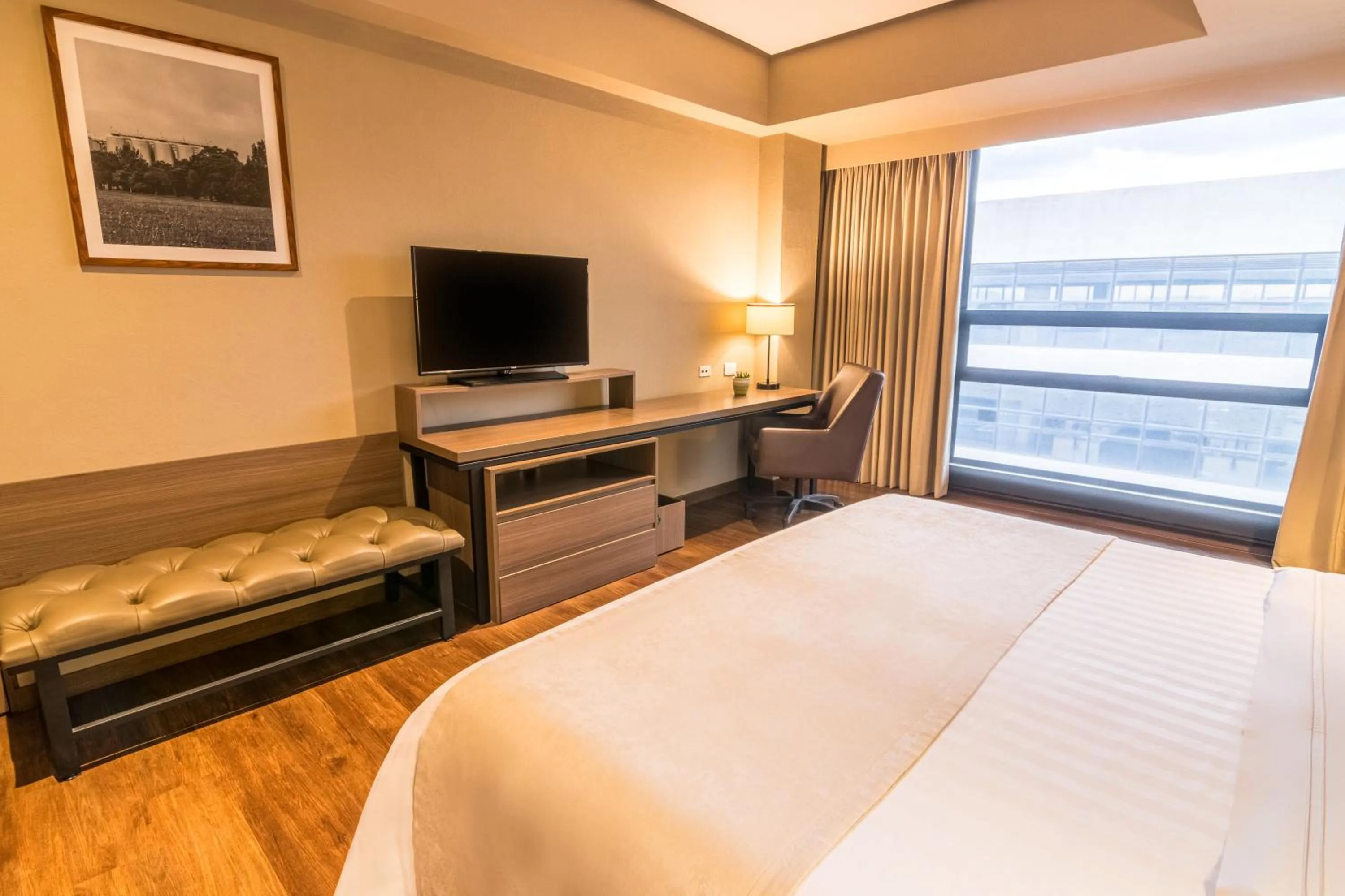Superior Double Room in GHL Hotel Bogota Occidente