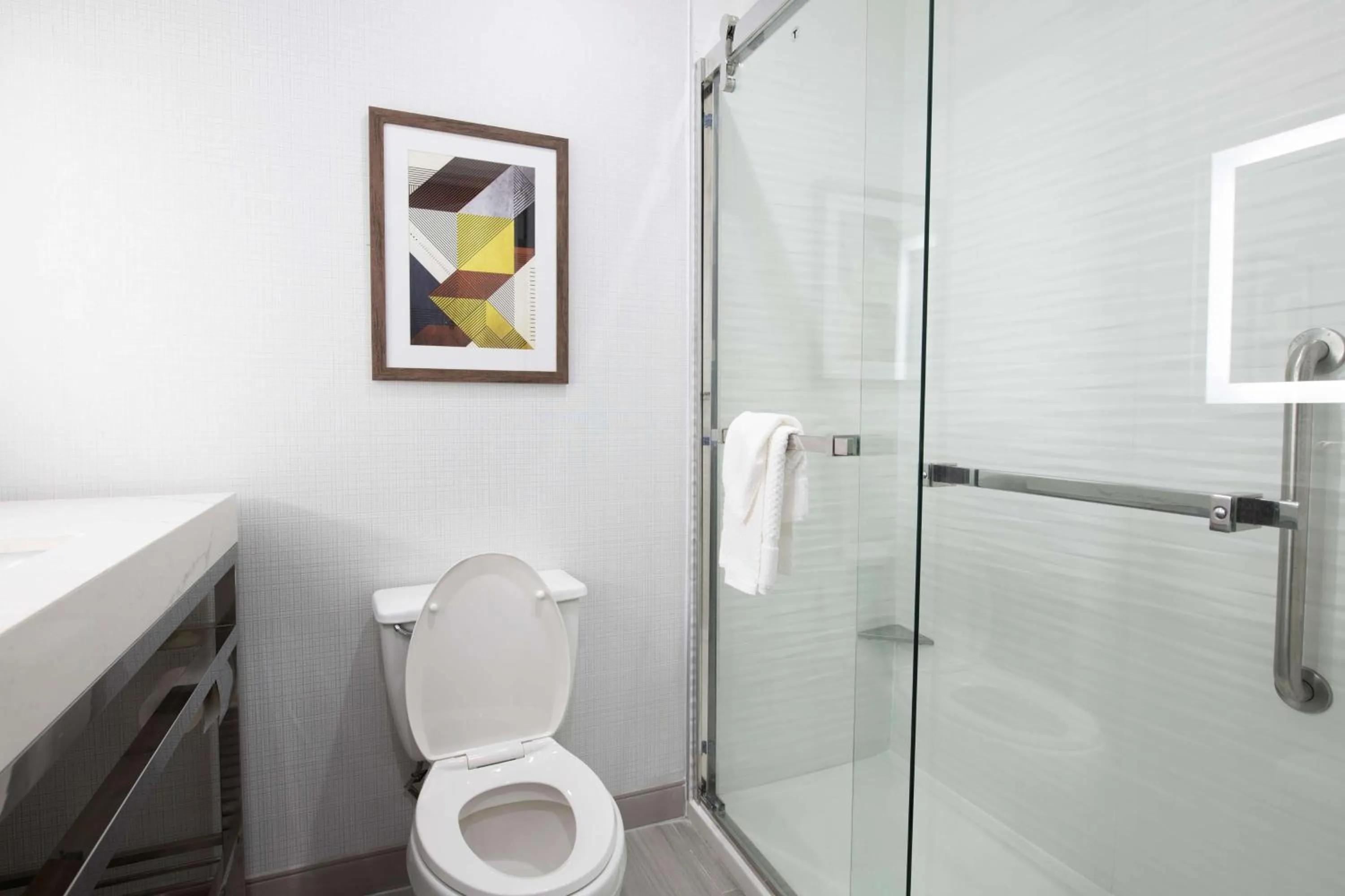 King Room with Sofa Bed in Doubletree Sulphur Lake Charles