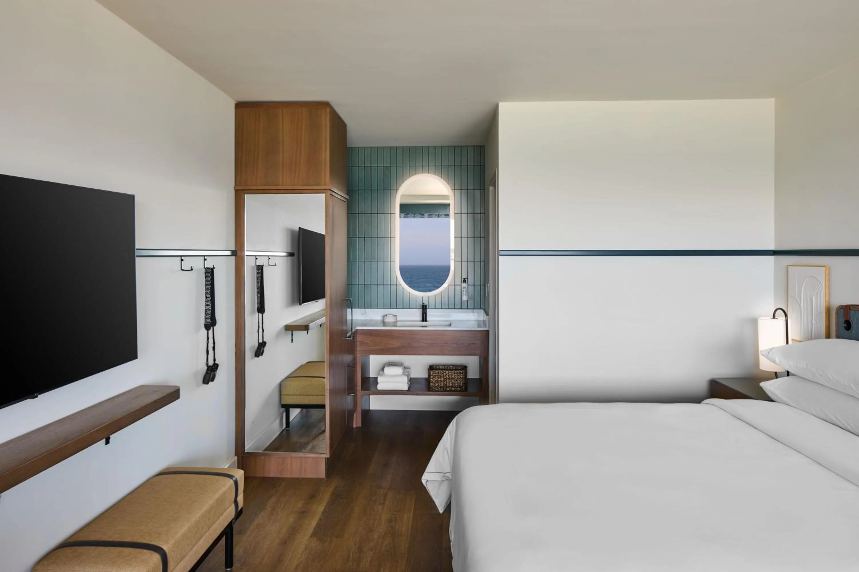 Standard King Room in Monterey Beach Hotel, a Tribute Portfolio Hotel