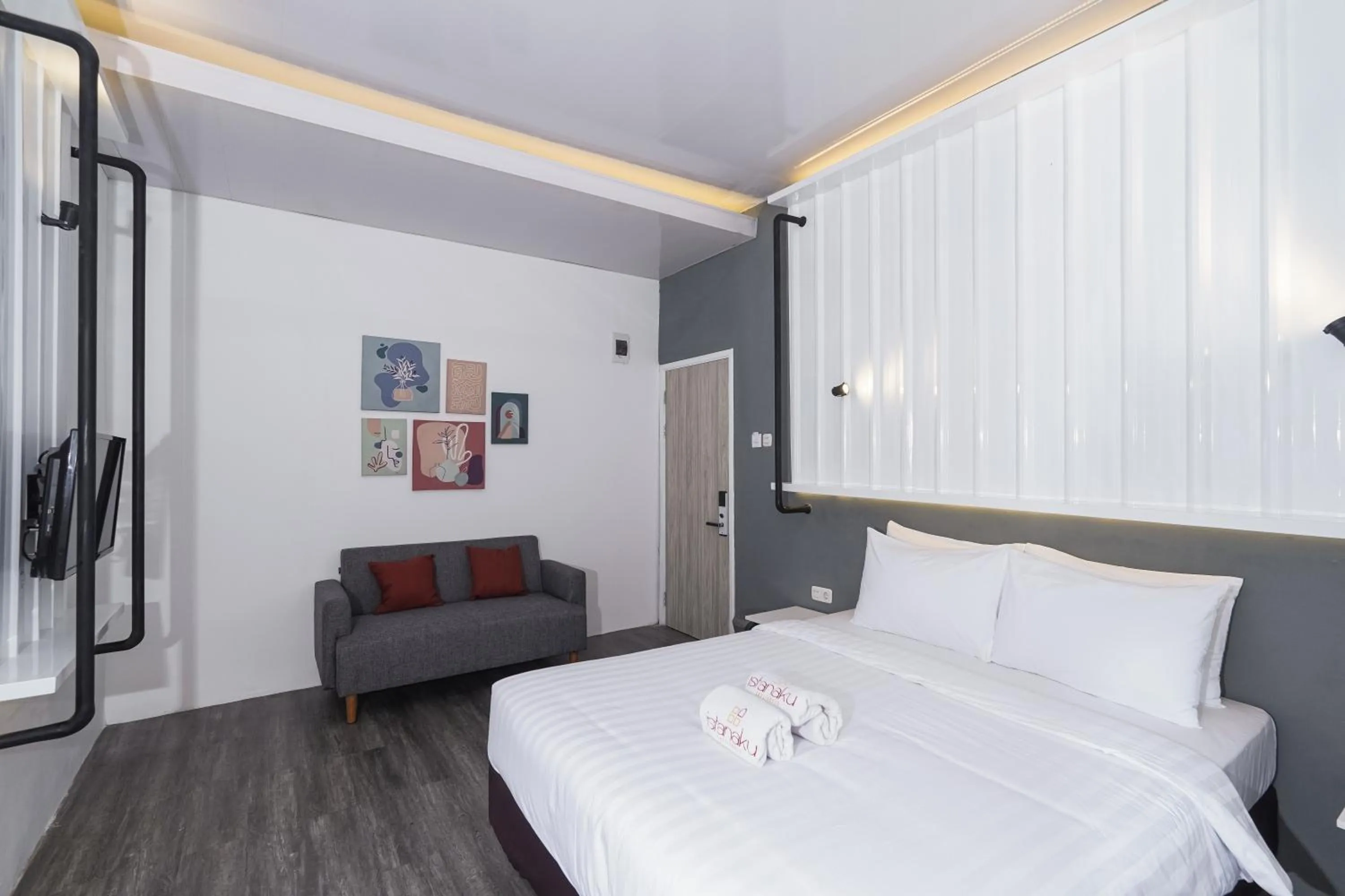 Superior Double Room in Istanaku