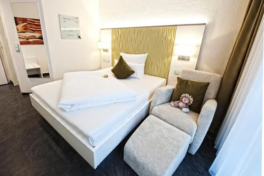 Double Room in Hotel Jungstil