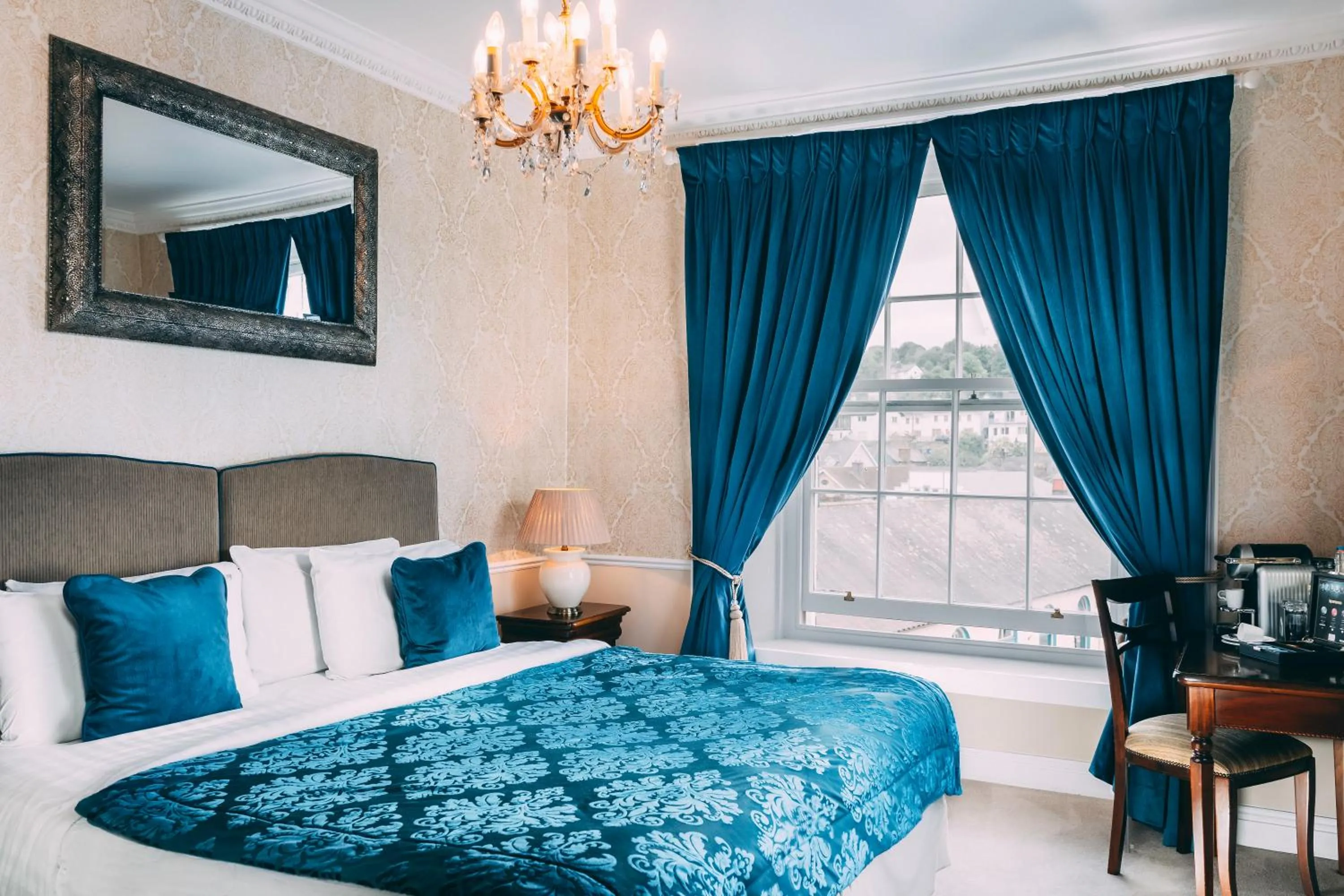 King or Twin Room in The Old Bank Town House