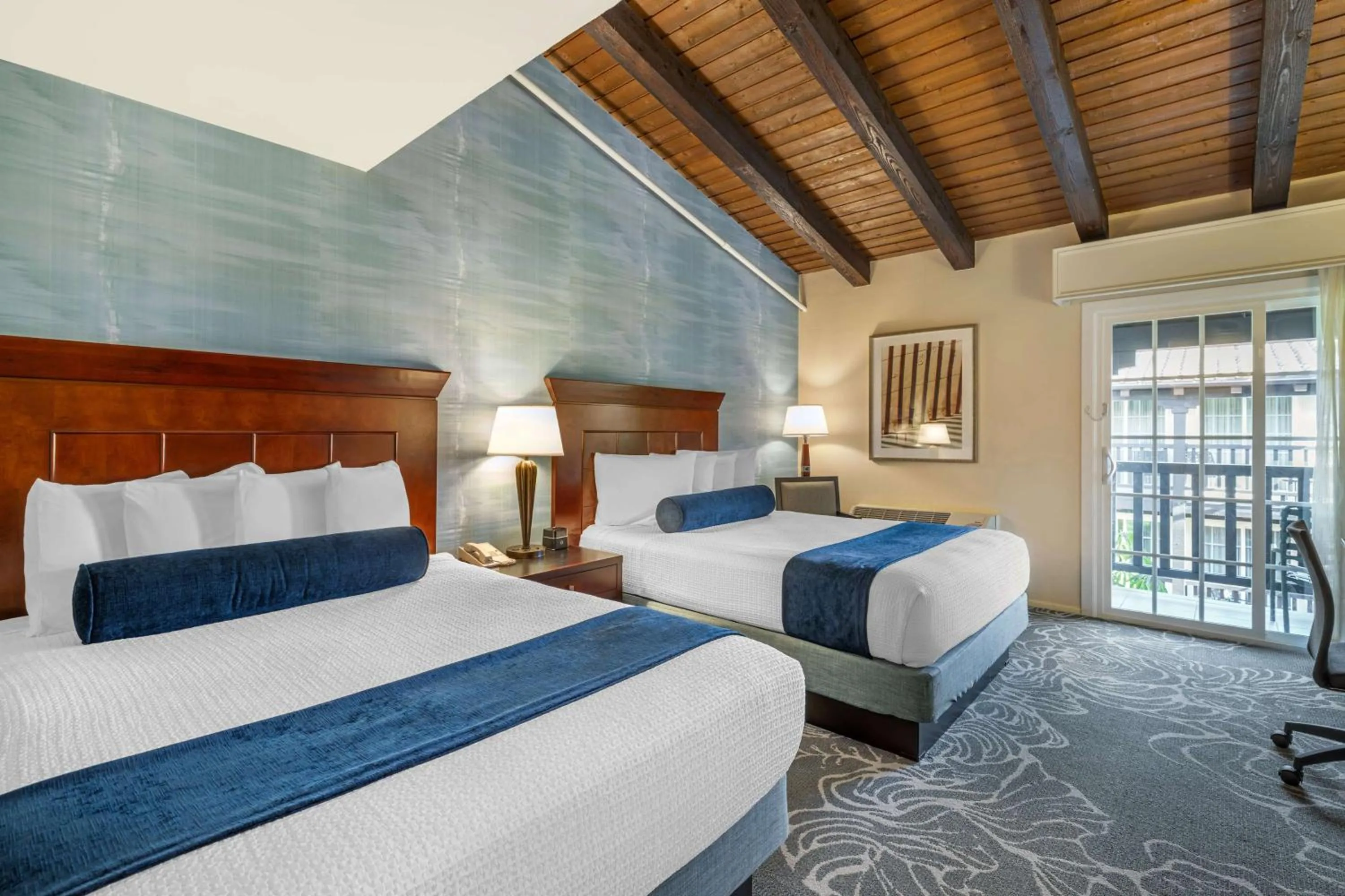 Queen Room with Two Queen Beds - Non-Smoking in Best Western Plus Carpinteria Inn