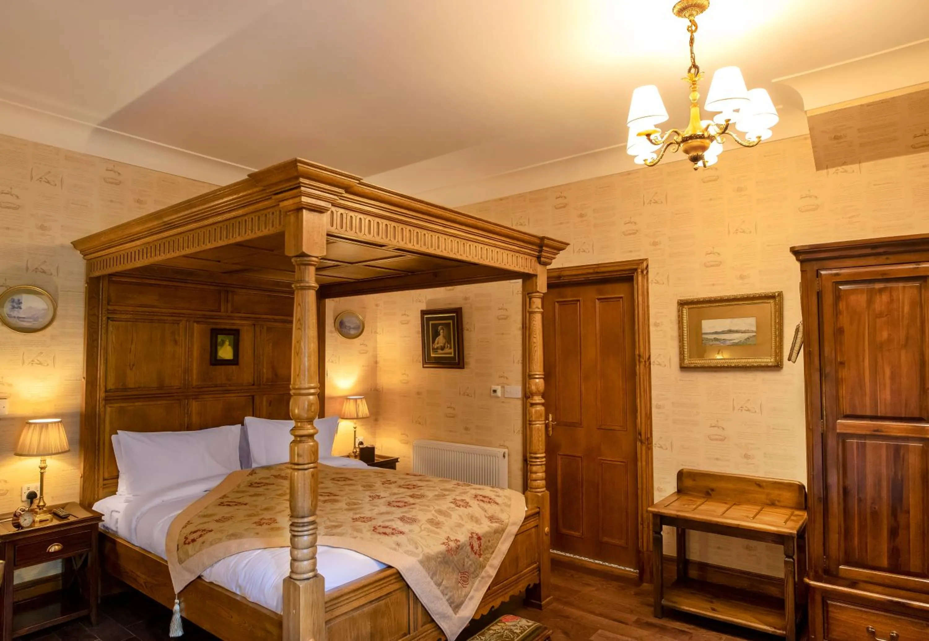 Superior Double Room in The Whispering Pine Lodge