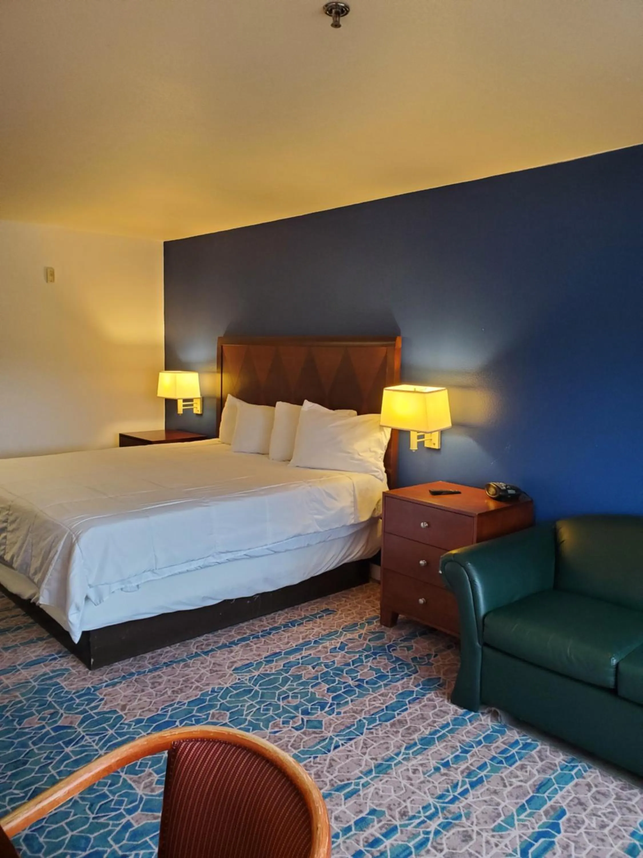 King Room in Omak Inn