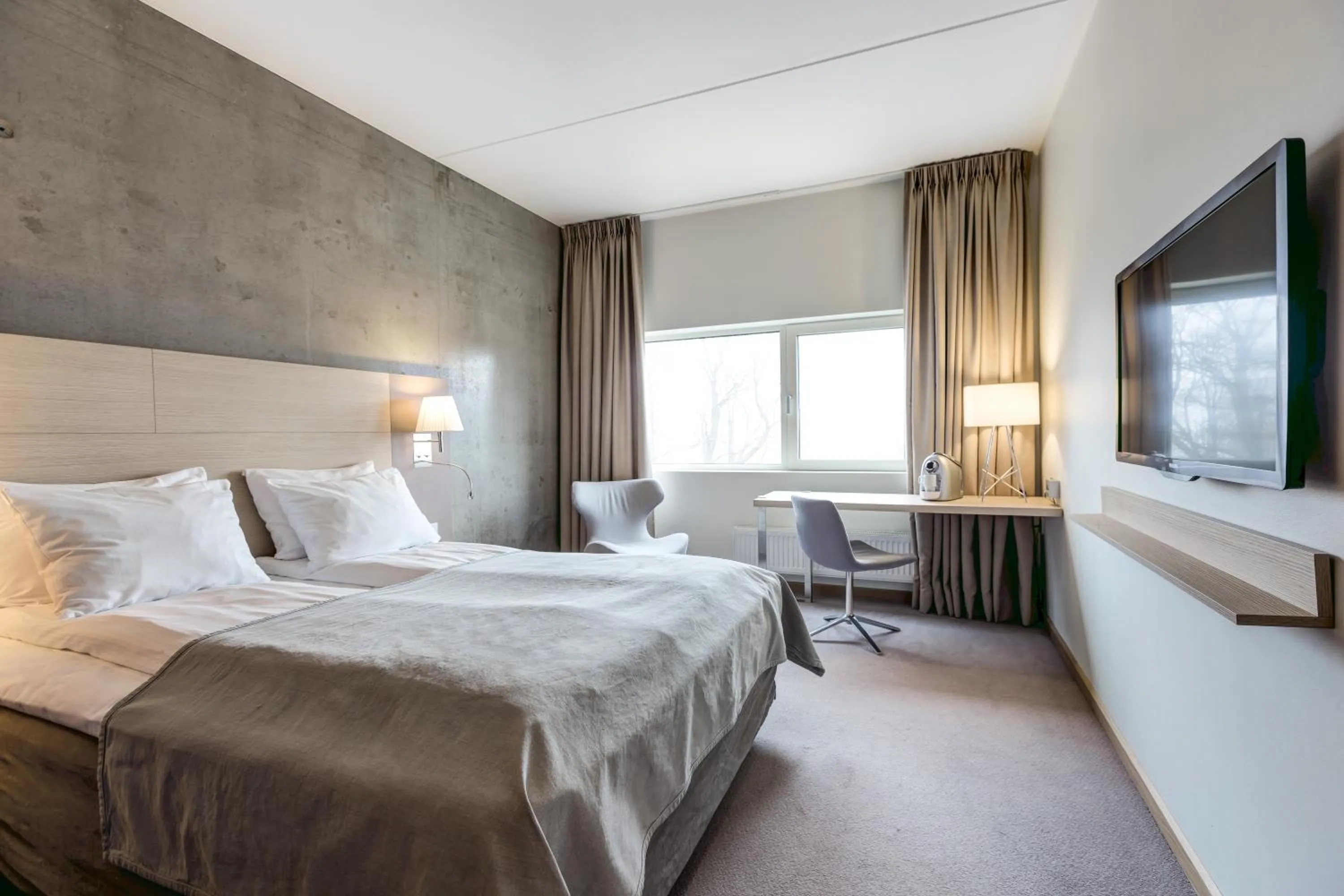 Superior Double Room in Quality Hotel Expo