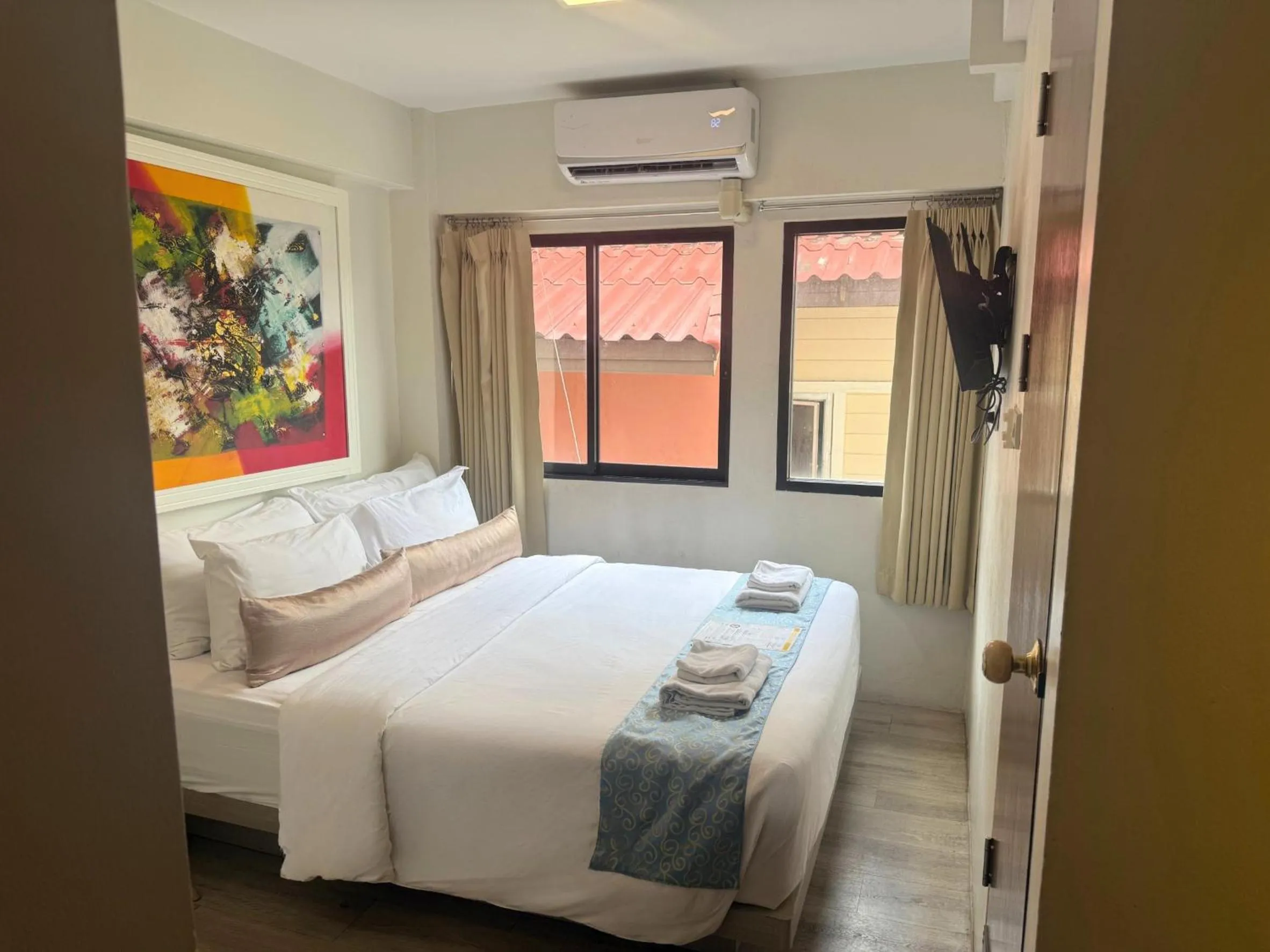 Standard Double Room in Sawasdee House