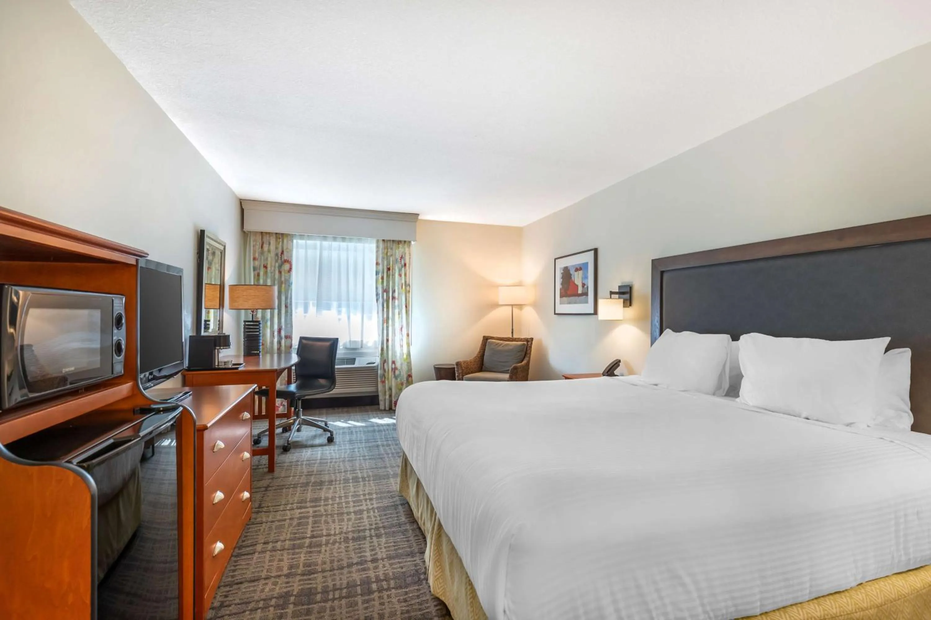 King Room in Best Western Plus University Park Inn & Suites