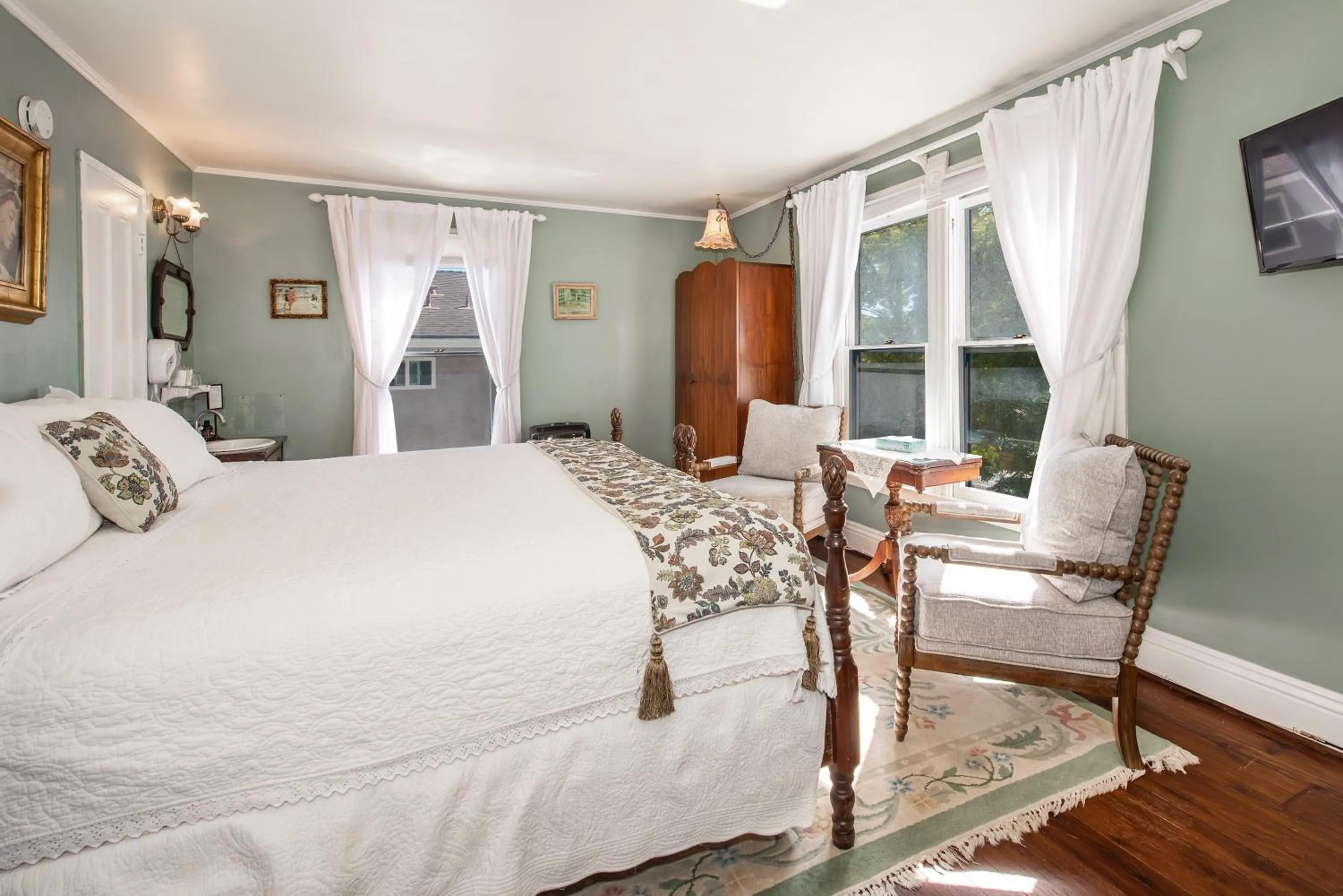 Abigail room in Bath Street Inn