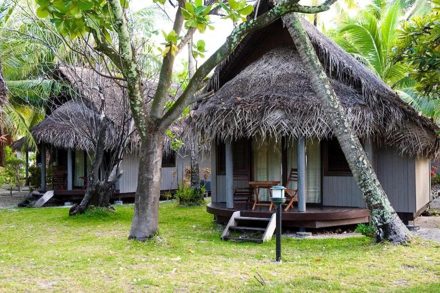 Large Bungalow with Garden View in Maitai Rangiroa