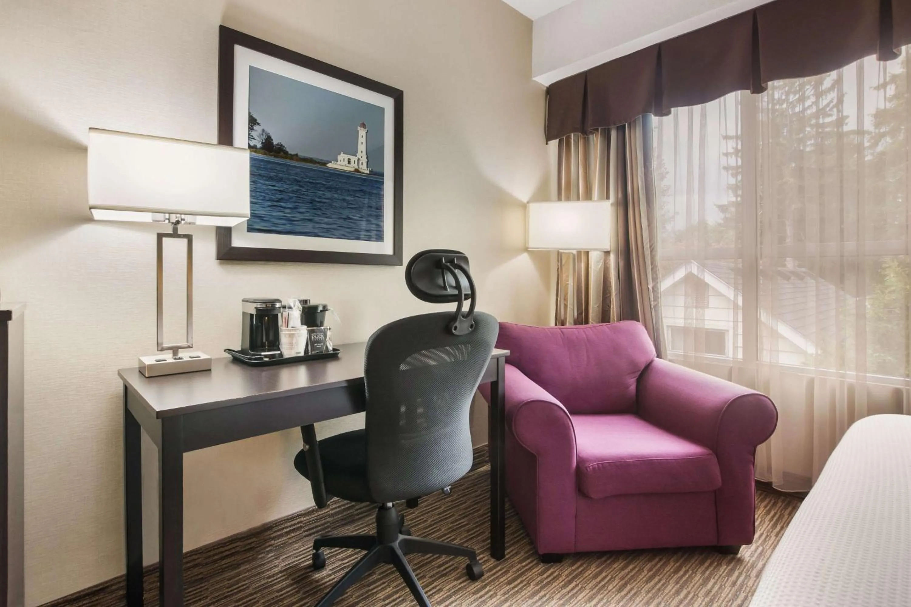 Queen Room with Two Queen Beds - Non-Smoking in Best Western Little River Inn