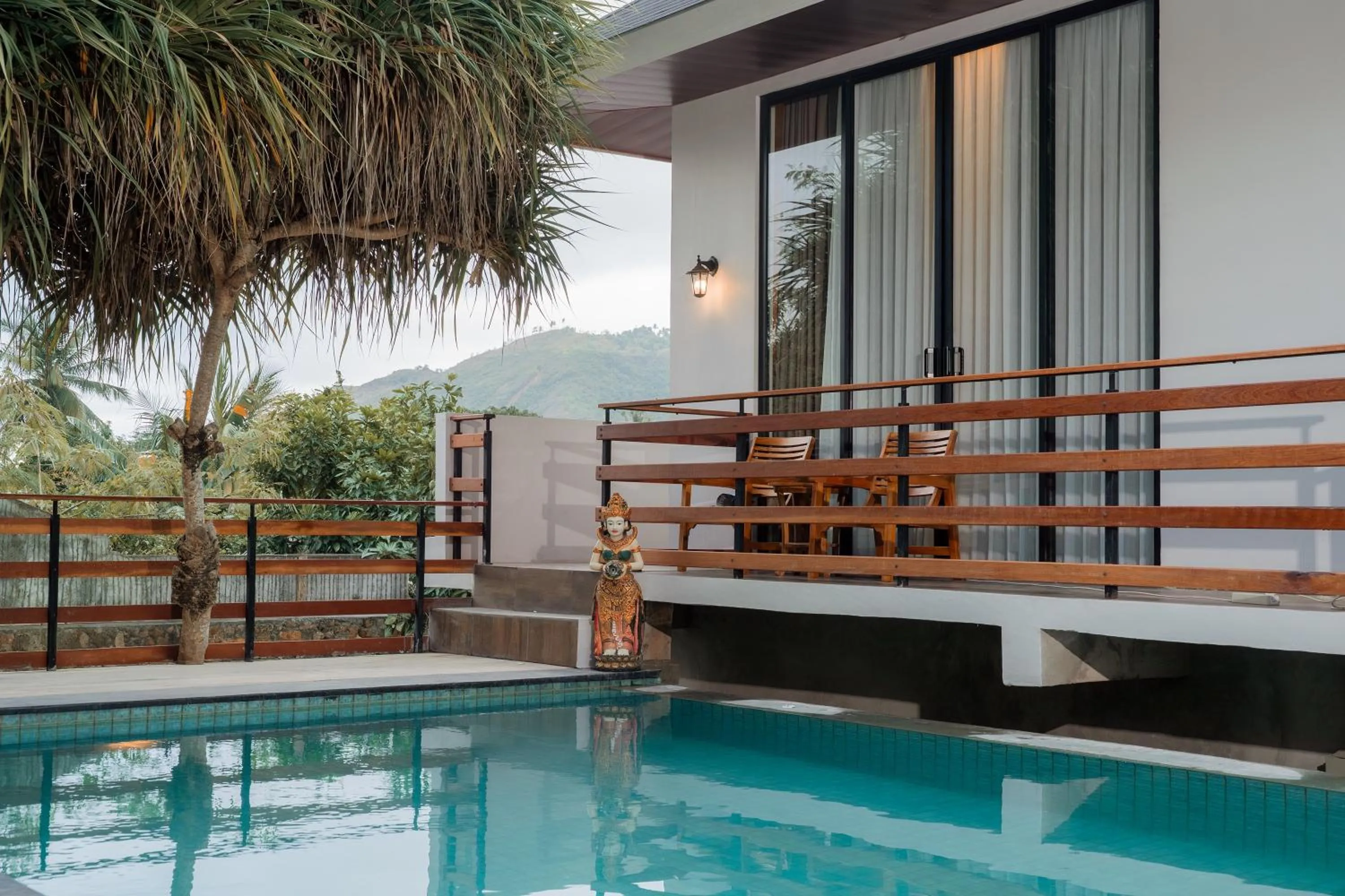 Deluxe Double Room with Balcony in Yoki's Bungalows