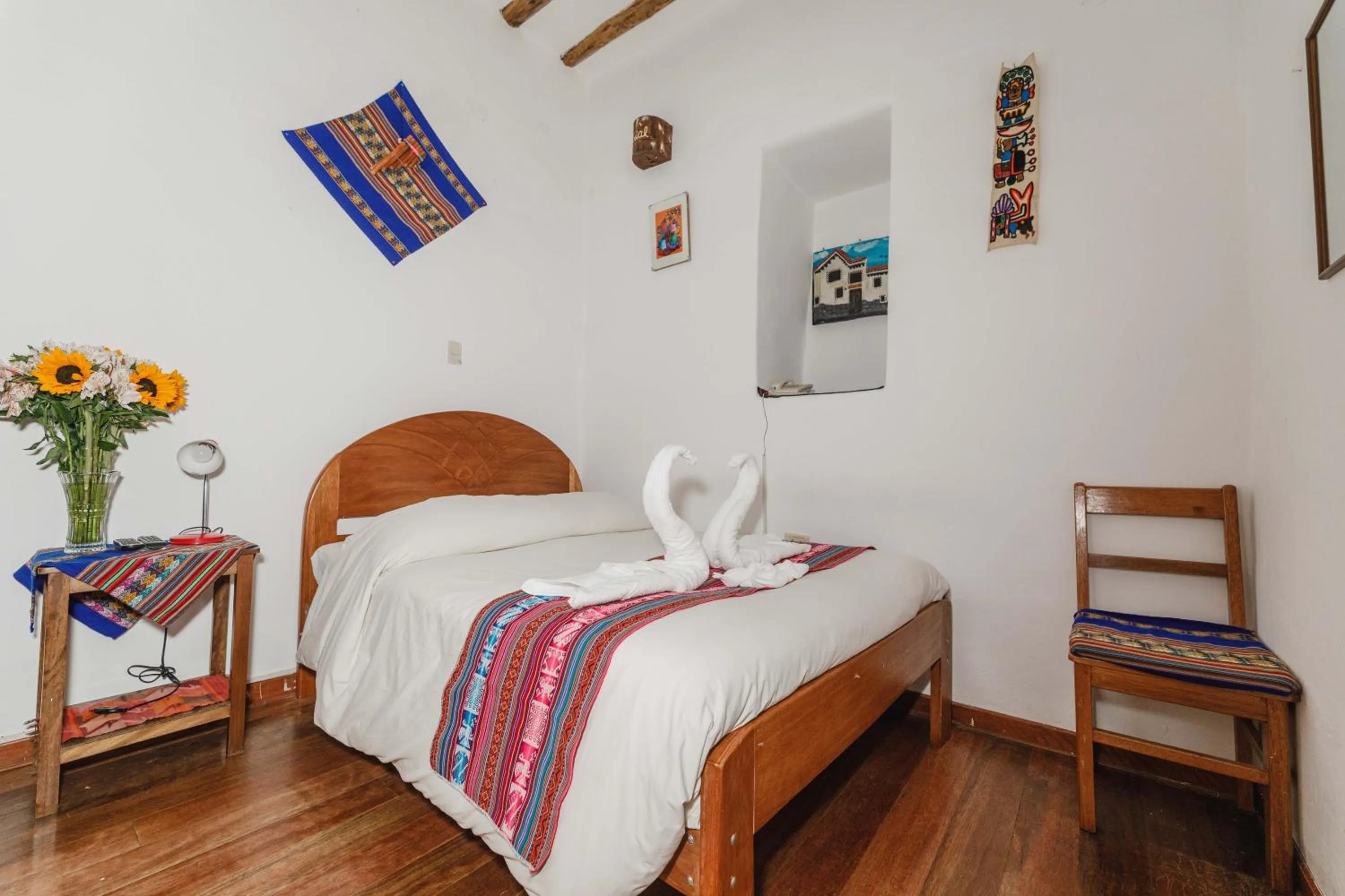 Single Room with Private Bathroom in Hostal El Grial