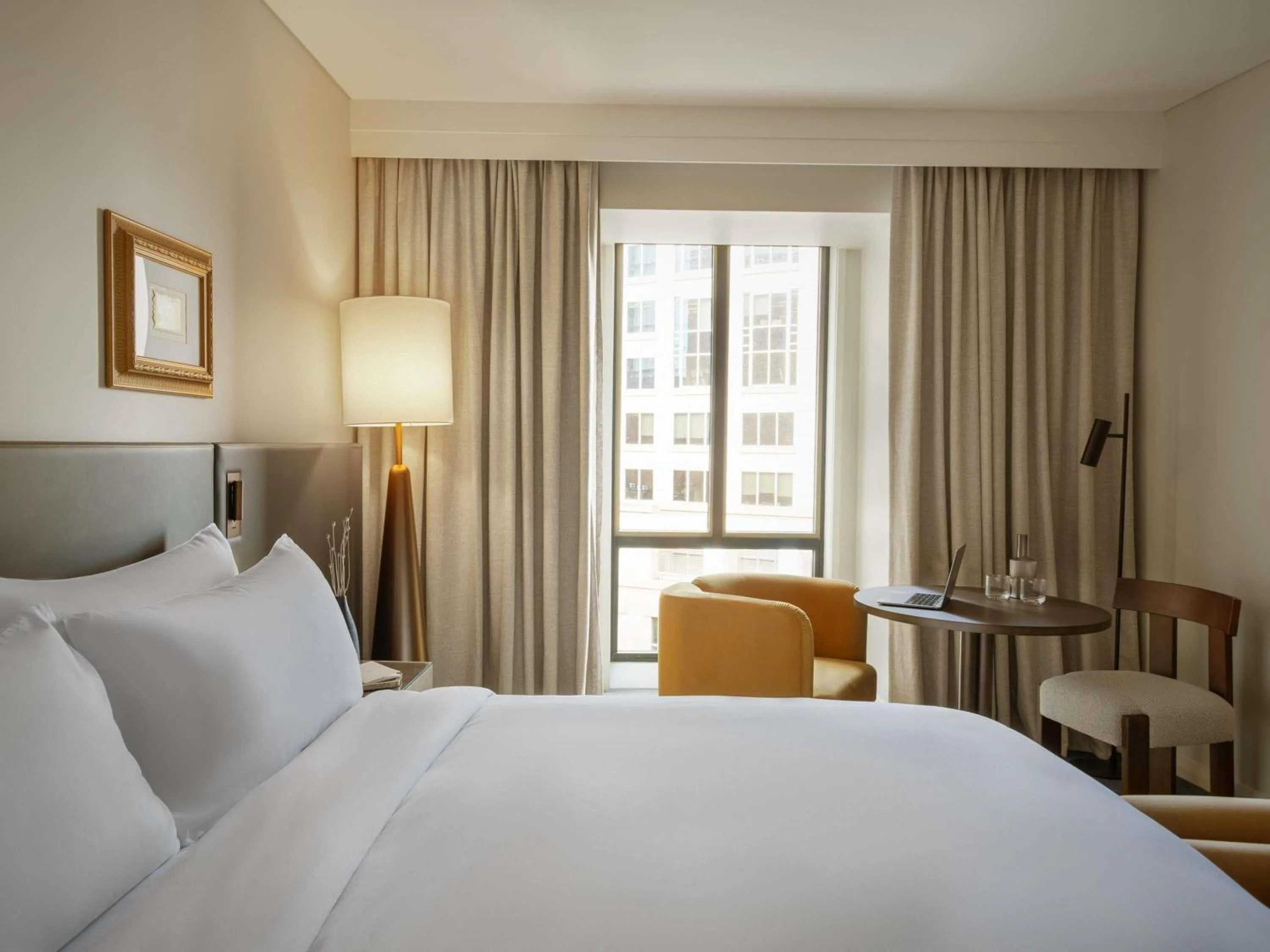 Luxury King Room - Club Access in Sofitel Sydney Wentworth