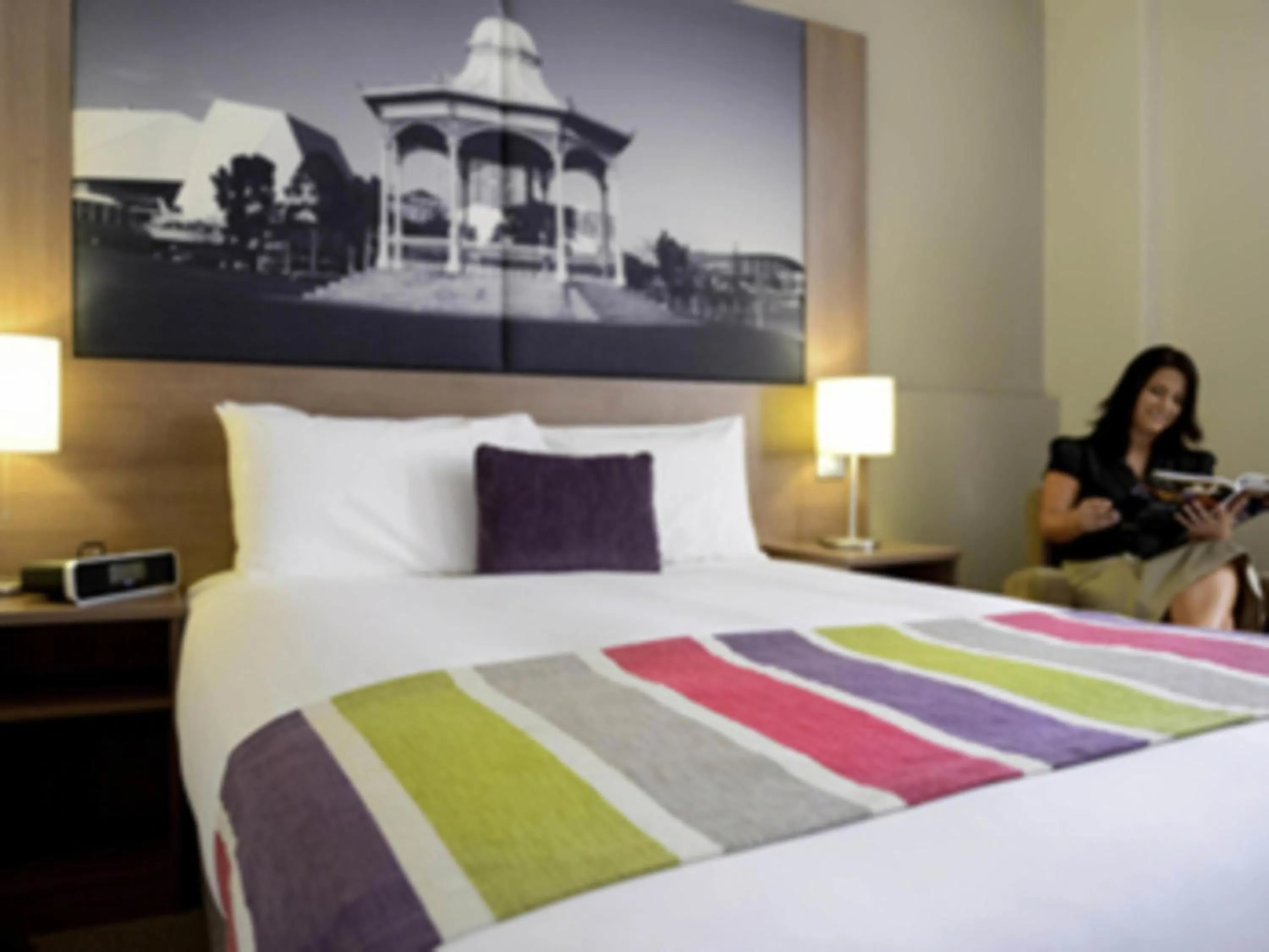 Superior Queen Room in Grosvenor Hotel Adelaide by Accor