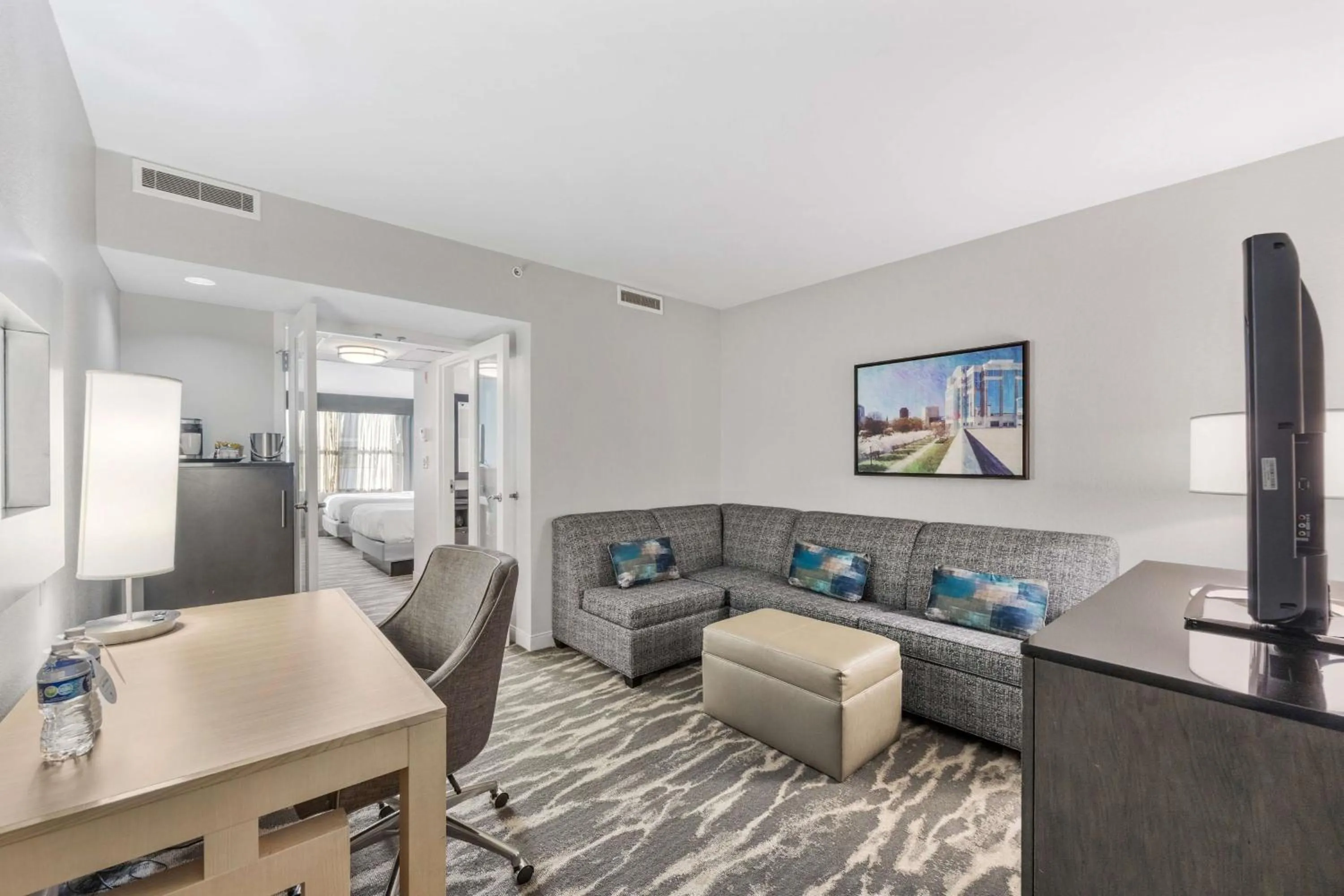 Two-Room Queen Suite with Sofa Bed and Courtyard View - Non-Smoking in DoubleTree Suites by Hilton Hotel Huntsville South