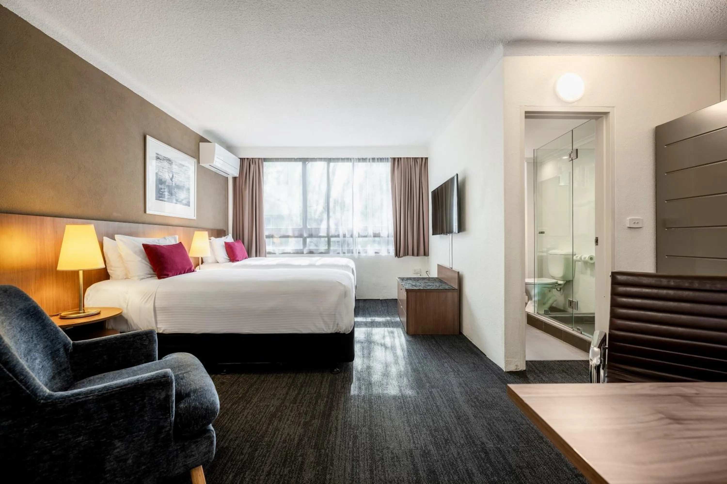 Urban Twin Room in Hotel Urban St Leonards