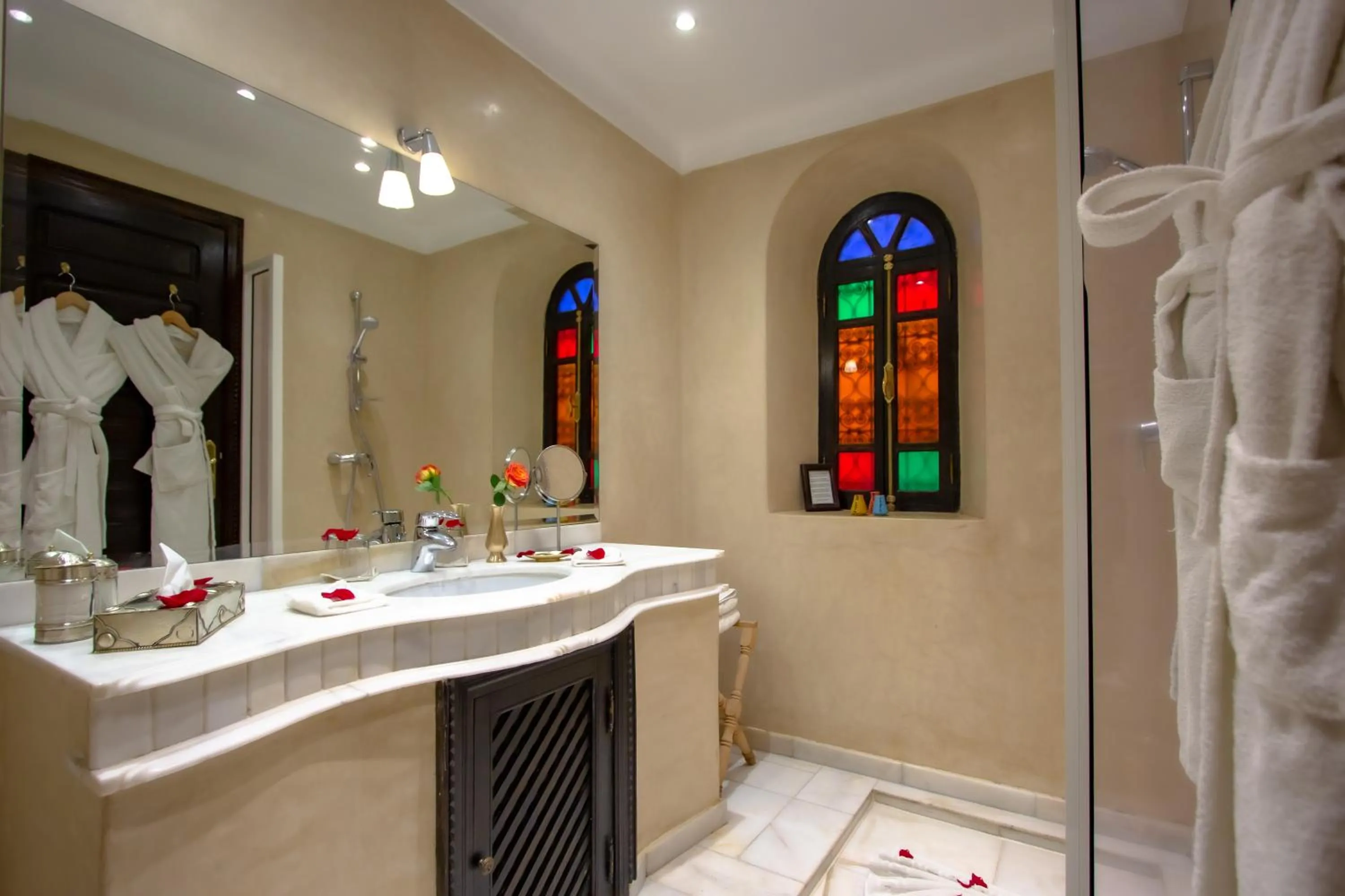 Suite (2 Adults + 1 Child) in Riad Dar Anika