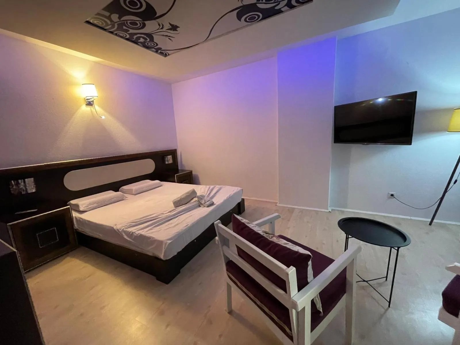 Apartment with Mountain View in Deni house